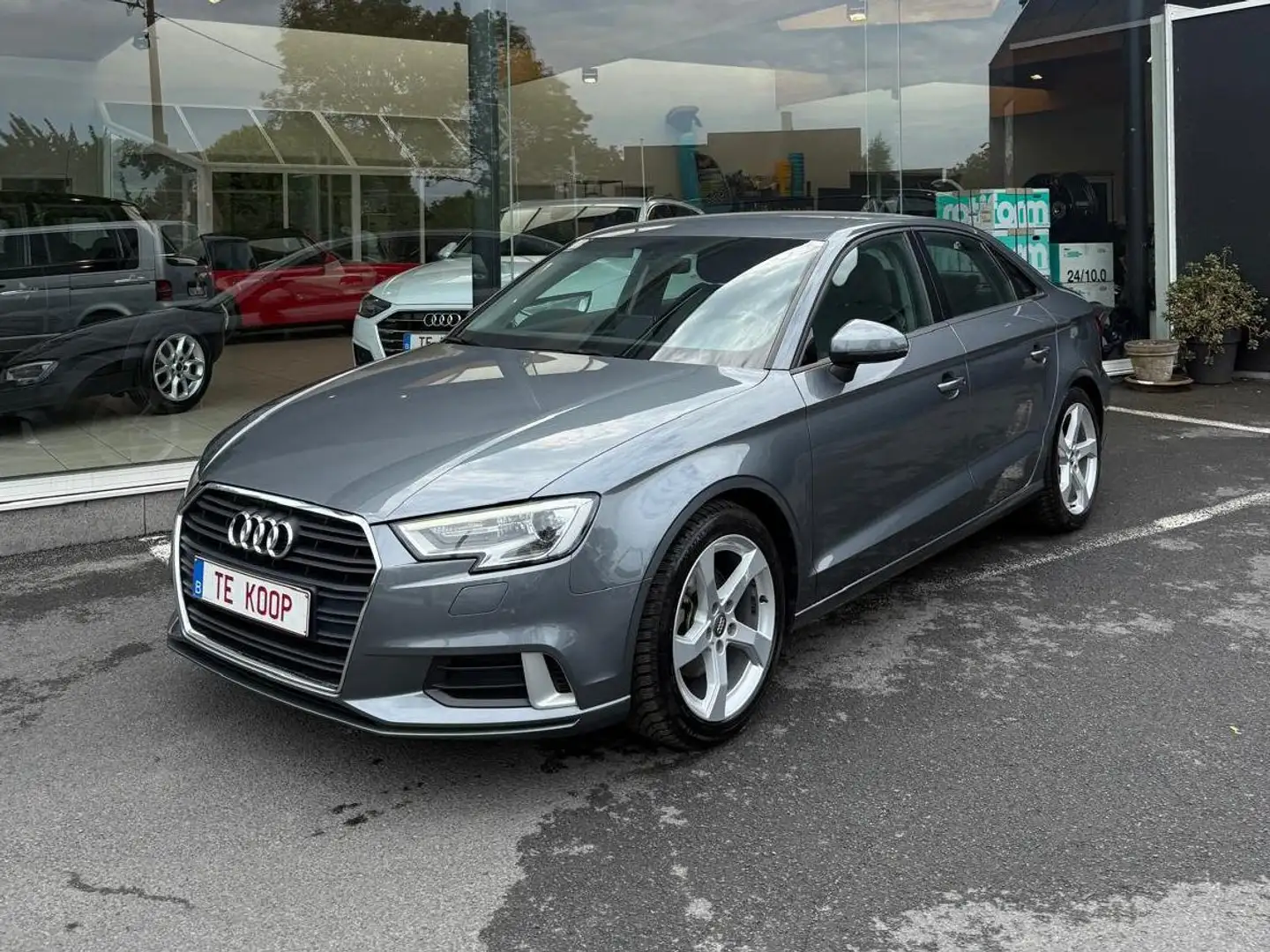 Audi A3 Sportback 1.5 TFSI ACT Sport S tronic Grijs - 1