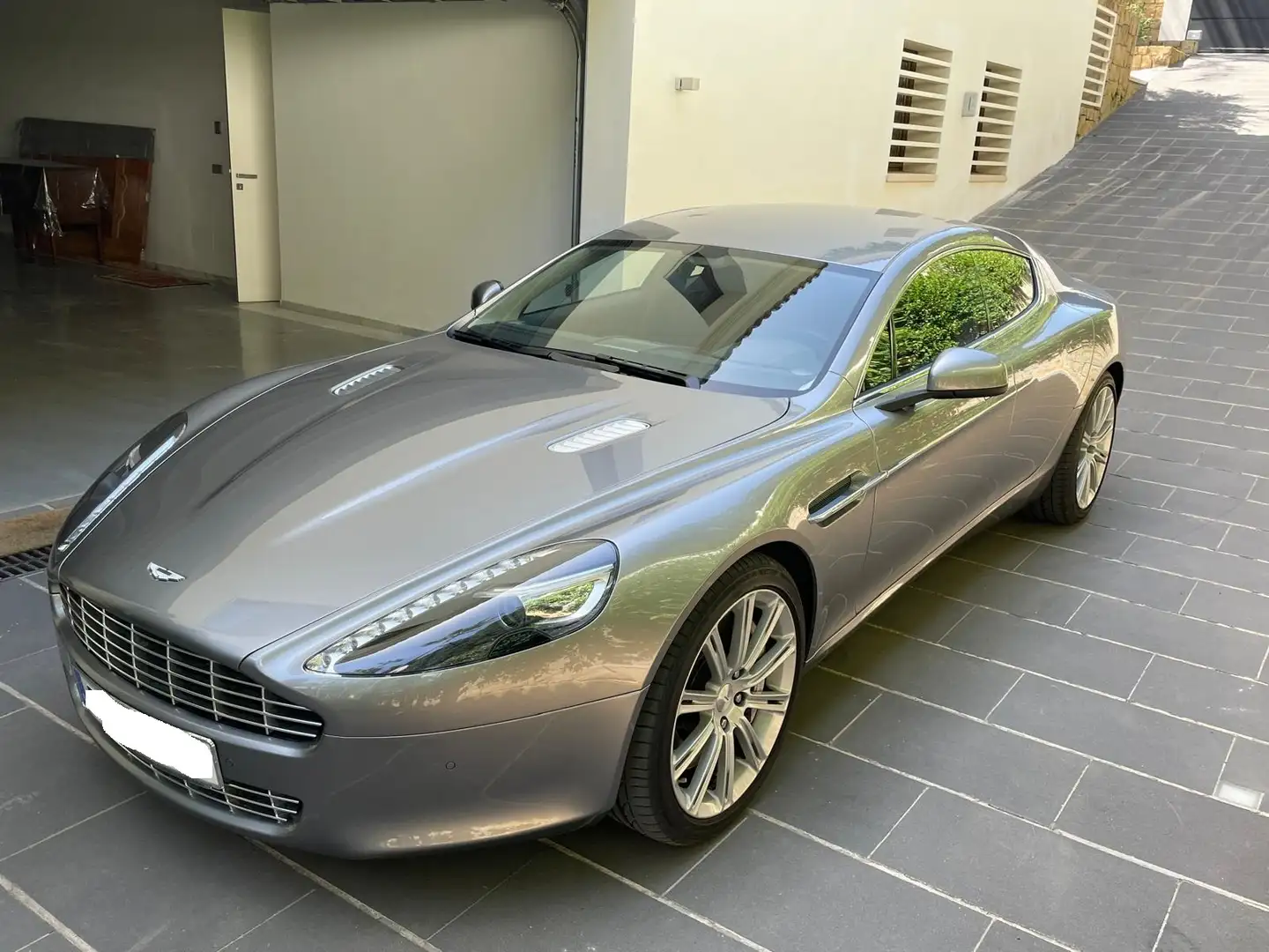 Aston Martin Rapide Rapide Silber - 1