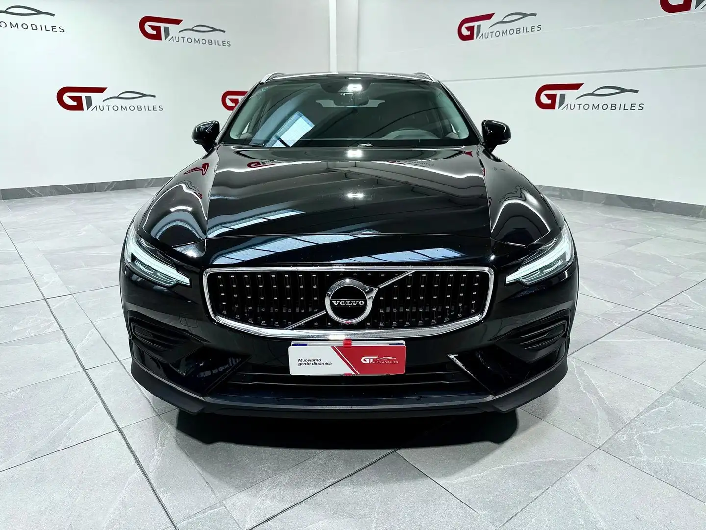 Volvo V60 Cross Country V60 Cross Country 2.0 b4 Business Pro awd auto Nero - 2