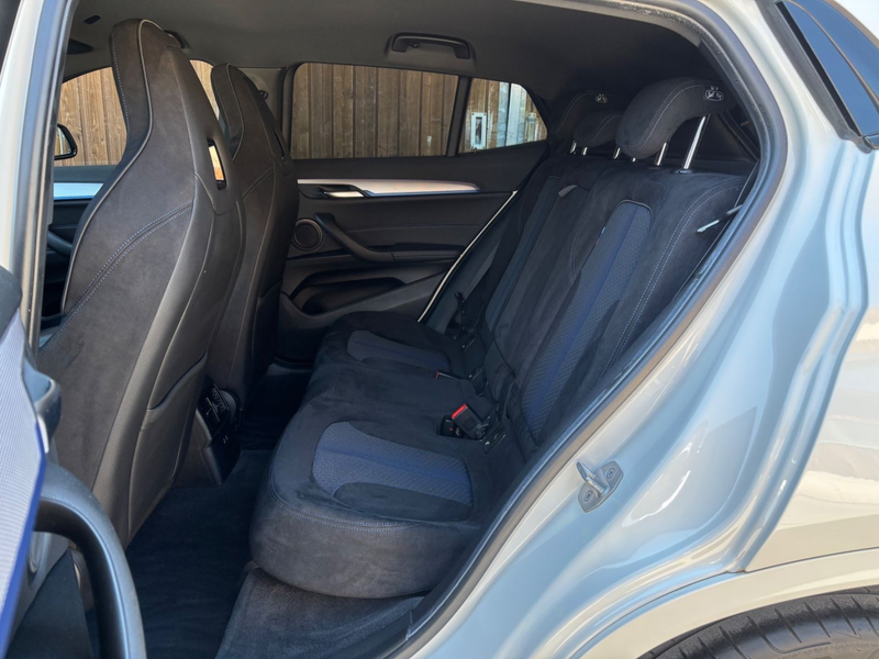 BMW X2 sDrive 18d M Sport Navi LED Alcantara Parkass — photo 8