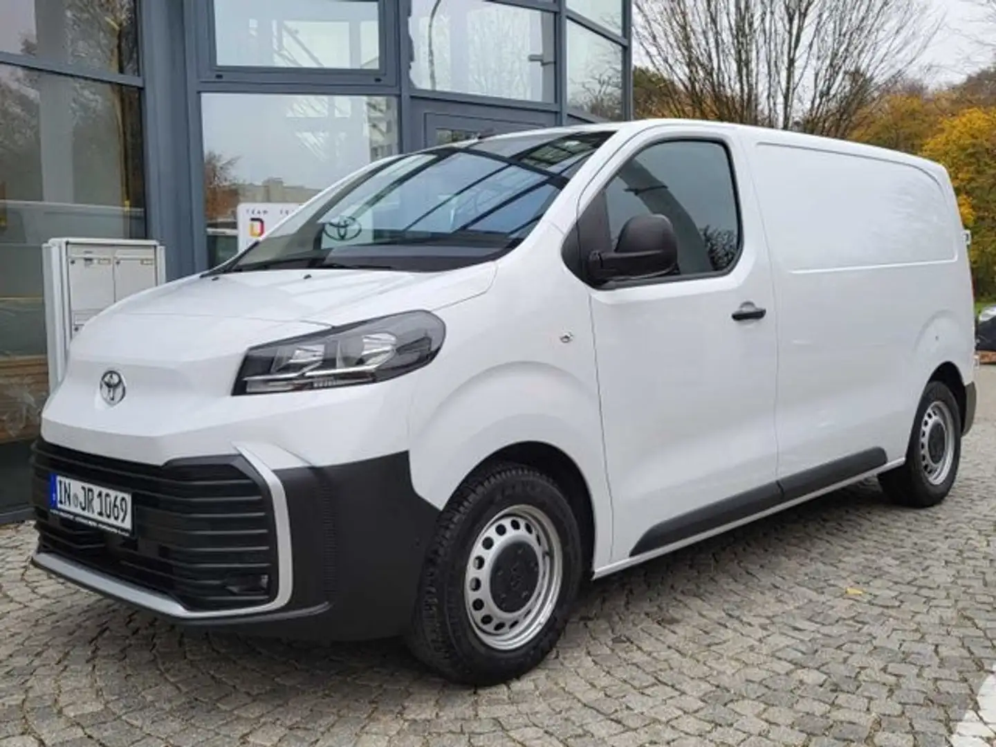 Toyota Proace 1,5-l D-4D Meister L1 Navi Apple CarPlay Android A Weiß - 2