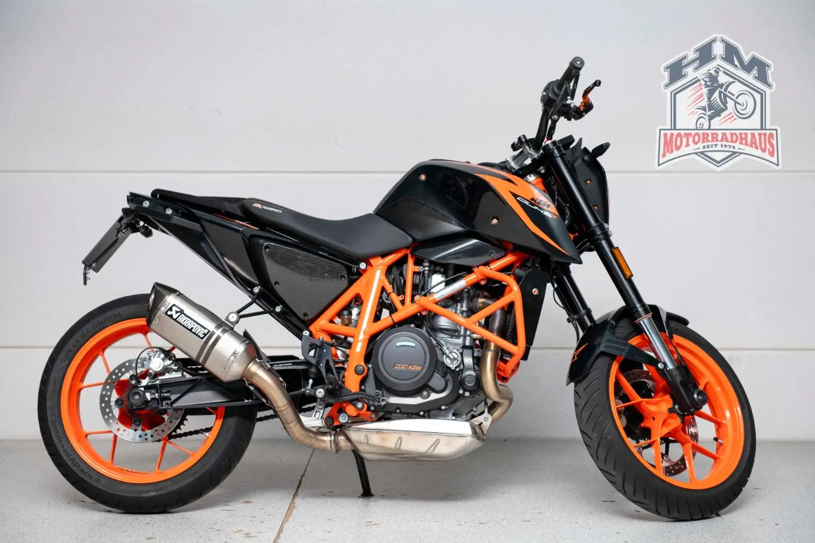 KTM 690 Duke R - 1