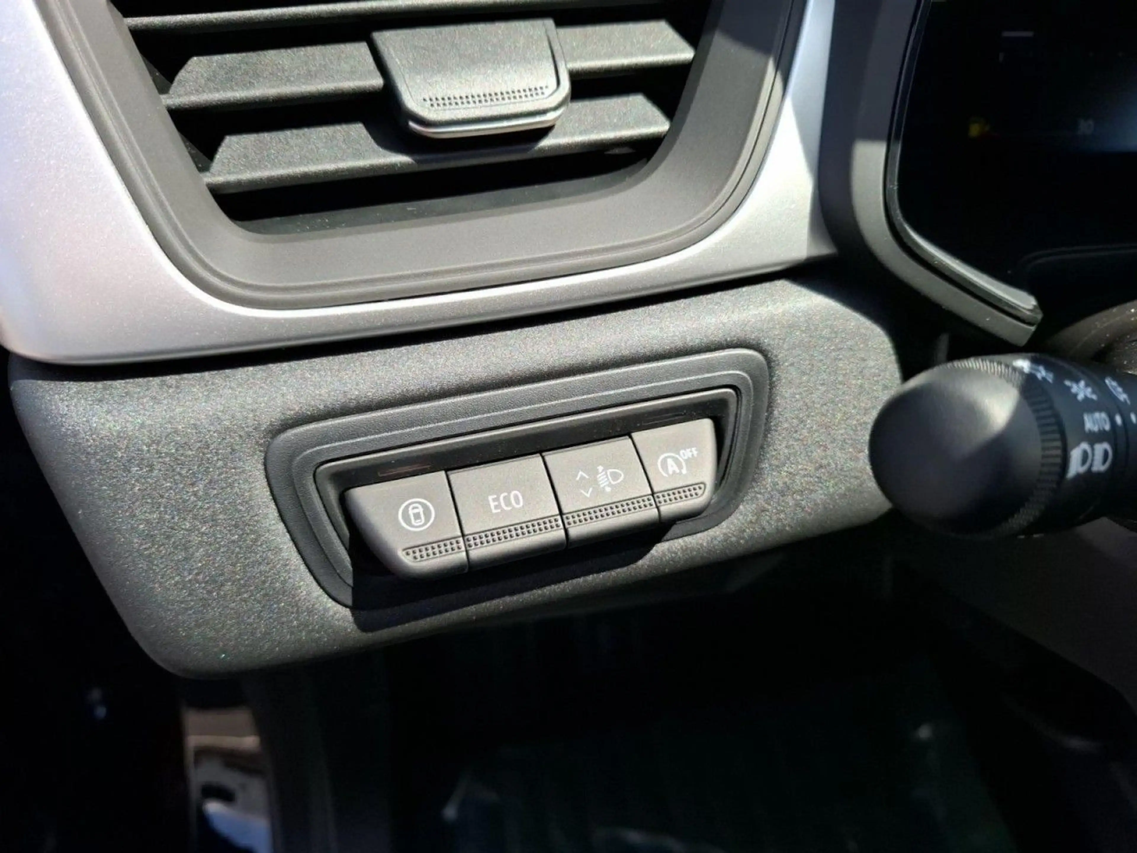 Mitsubishi ASX Diamant Plus Black 1.2 T LED-Scheinwerfer — photo 15