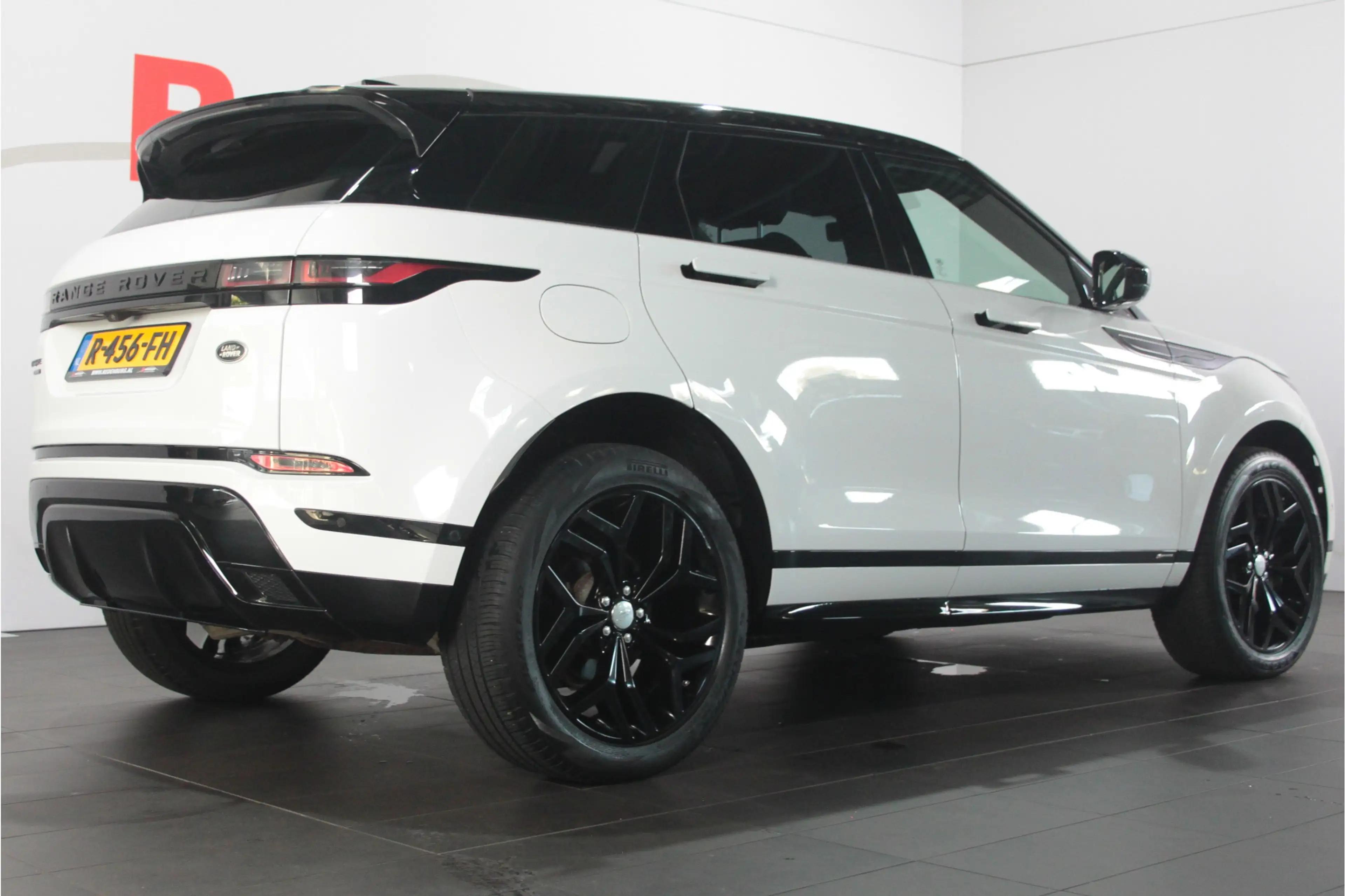 Land Rover Range Rover Evoque 2.0 P200 AWD R-Dynamic HSE - CarPlay / HUD / Leder — photo 2