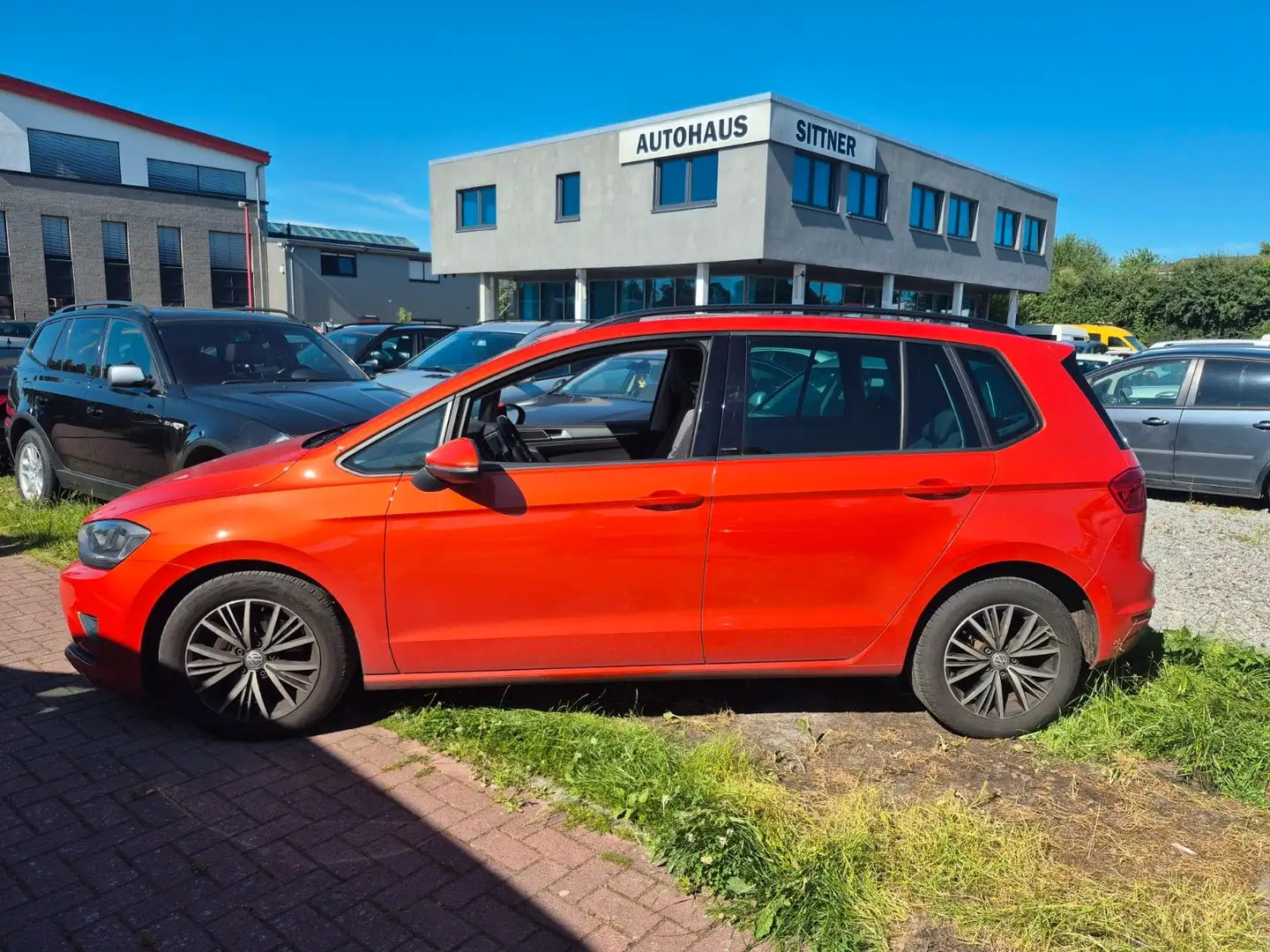 Volkswagen Golf Sportsvan VII Allstar Start-Stopp Navi PANO Rojo - 1