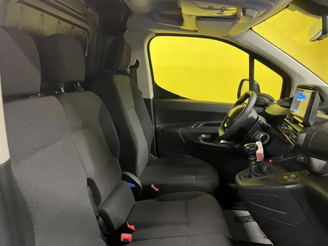 Peugeot Partner view 6