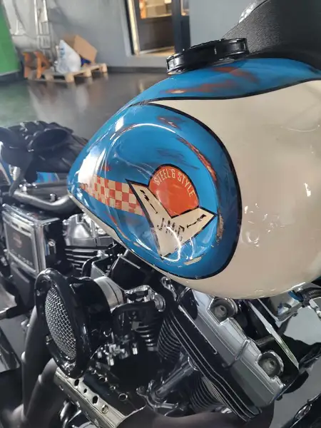 Harley-Davidson Low Rider - foto 5