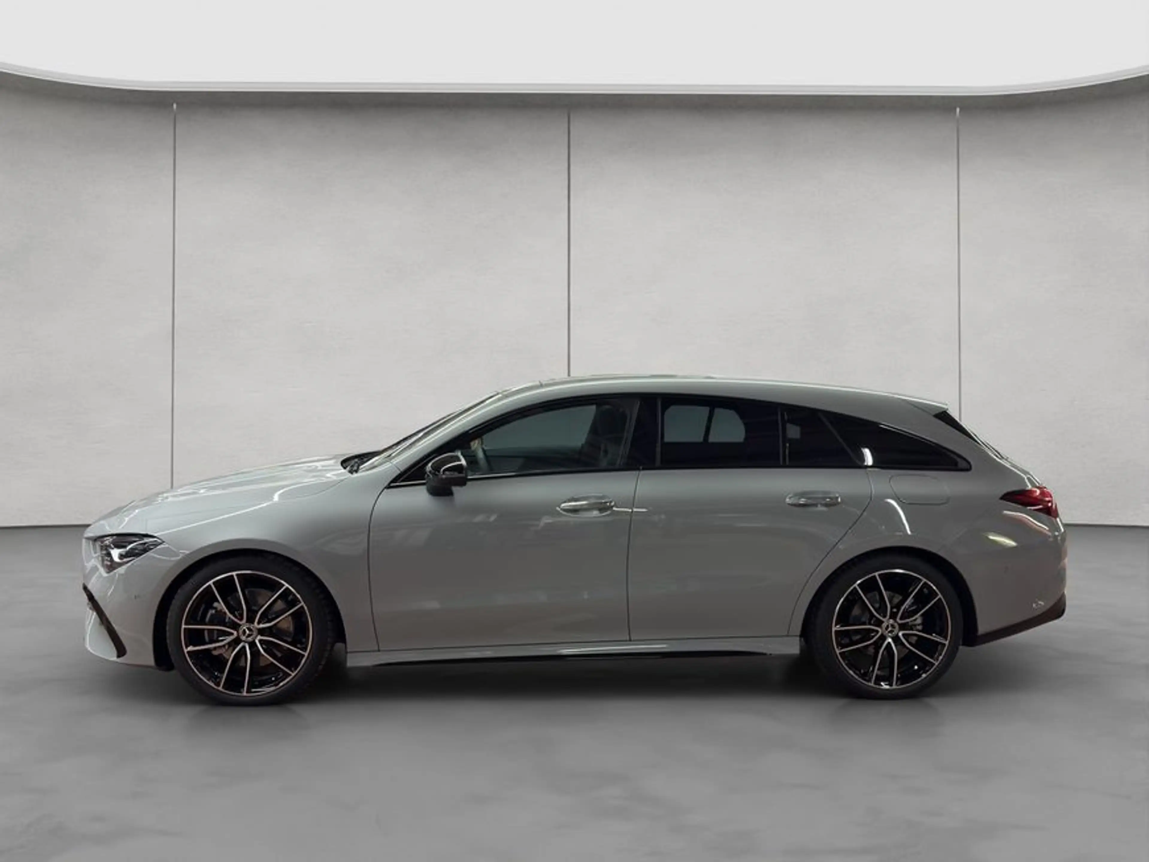 Mercedes-Benz CLA 200 CLA — photo 2