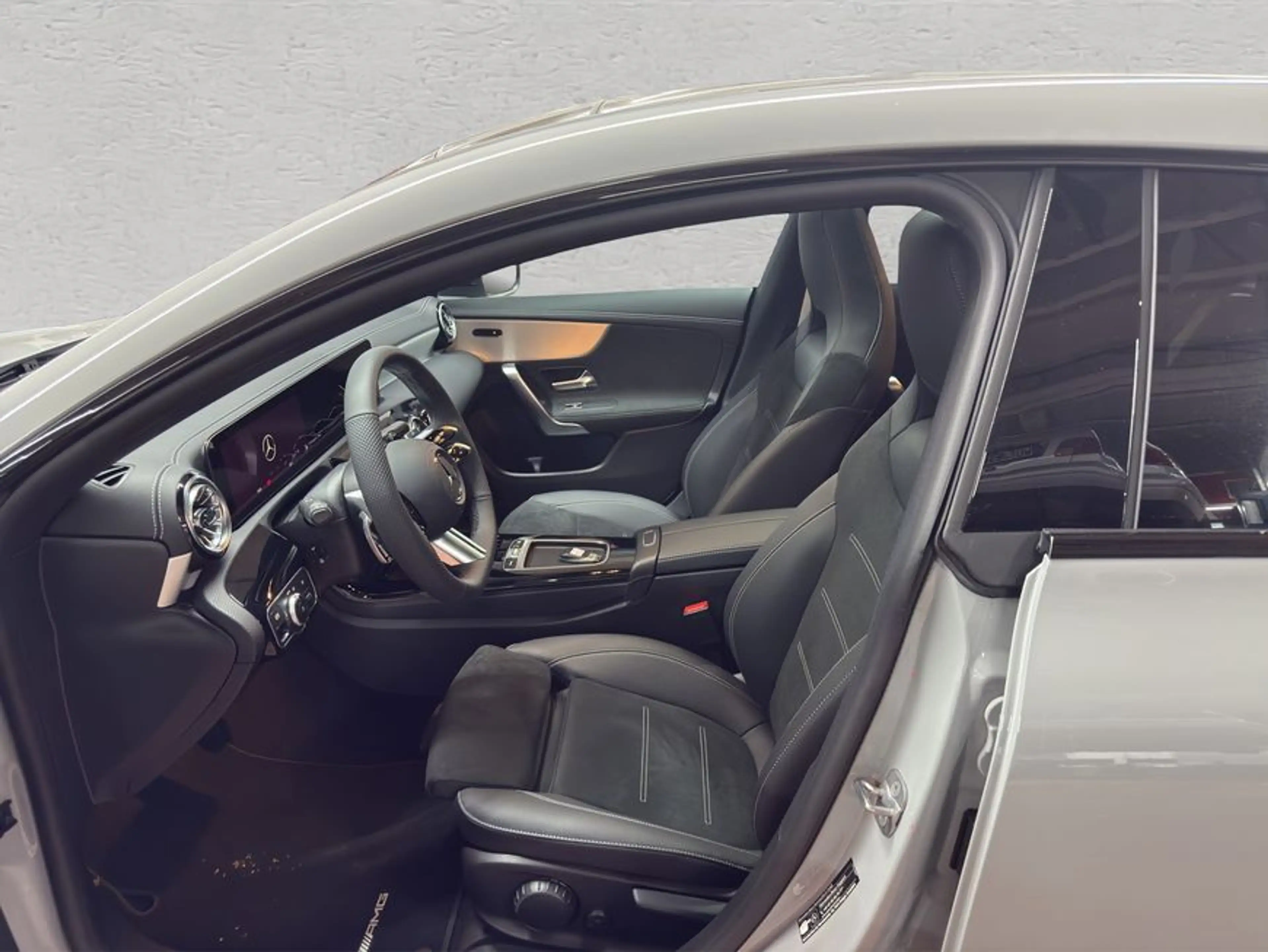 Mercedes-Benz CLA 200 CLA — photo 10