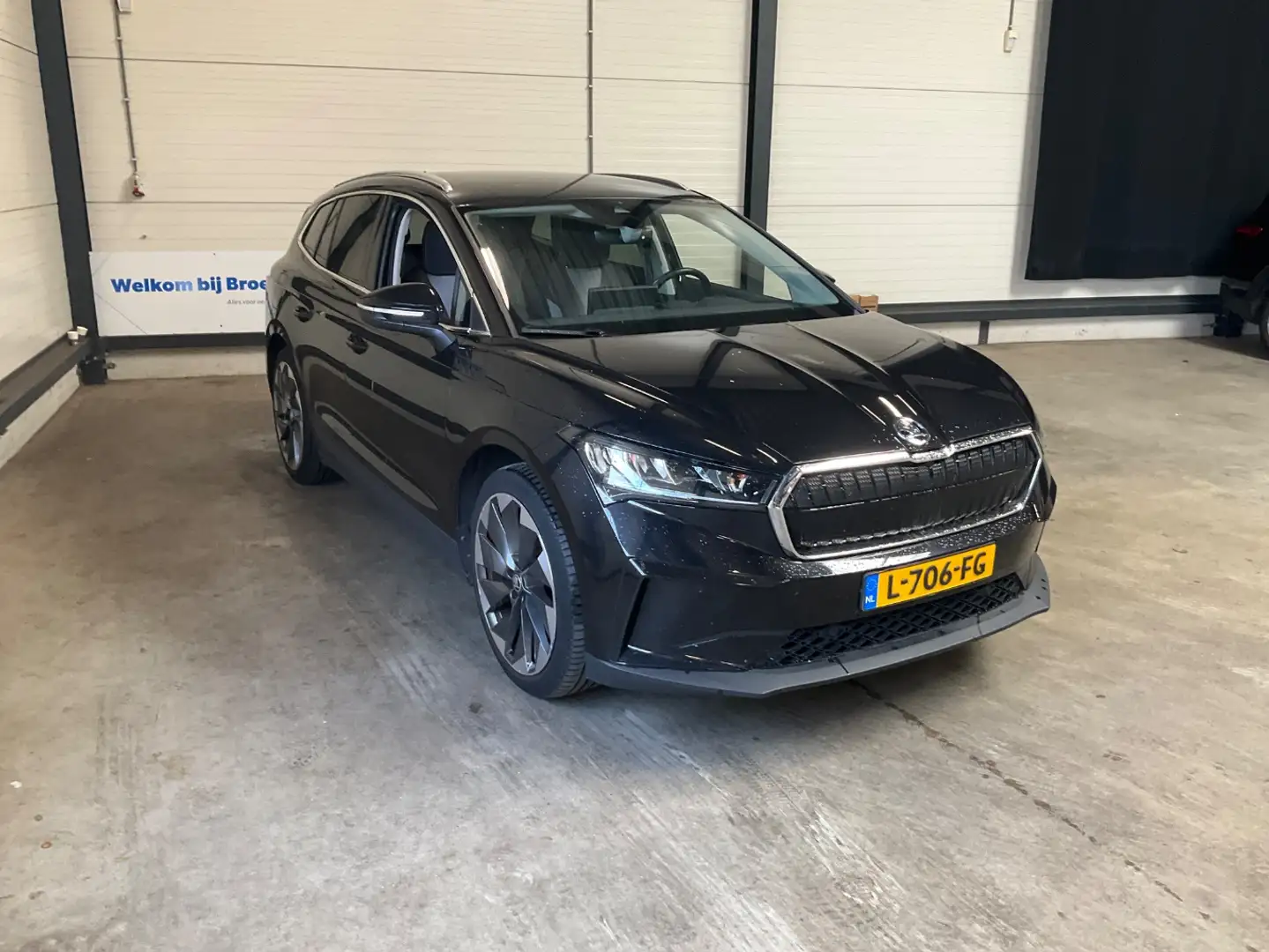 Skoda Enyaq iV 60 180 pk | Apple Carplay/Android Auto|telefoon Zwart - 2