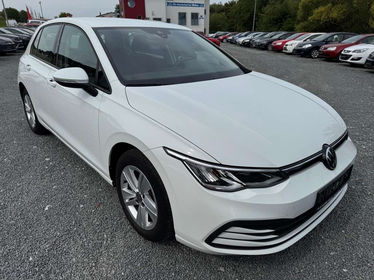 Volkswagen Golf 2022 — VIII 1.5 TSI *LIFE*PDCHI+VO+KAMERA*SHZ*ACC*