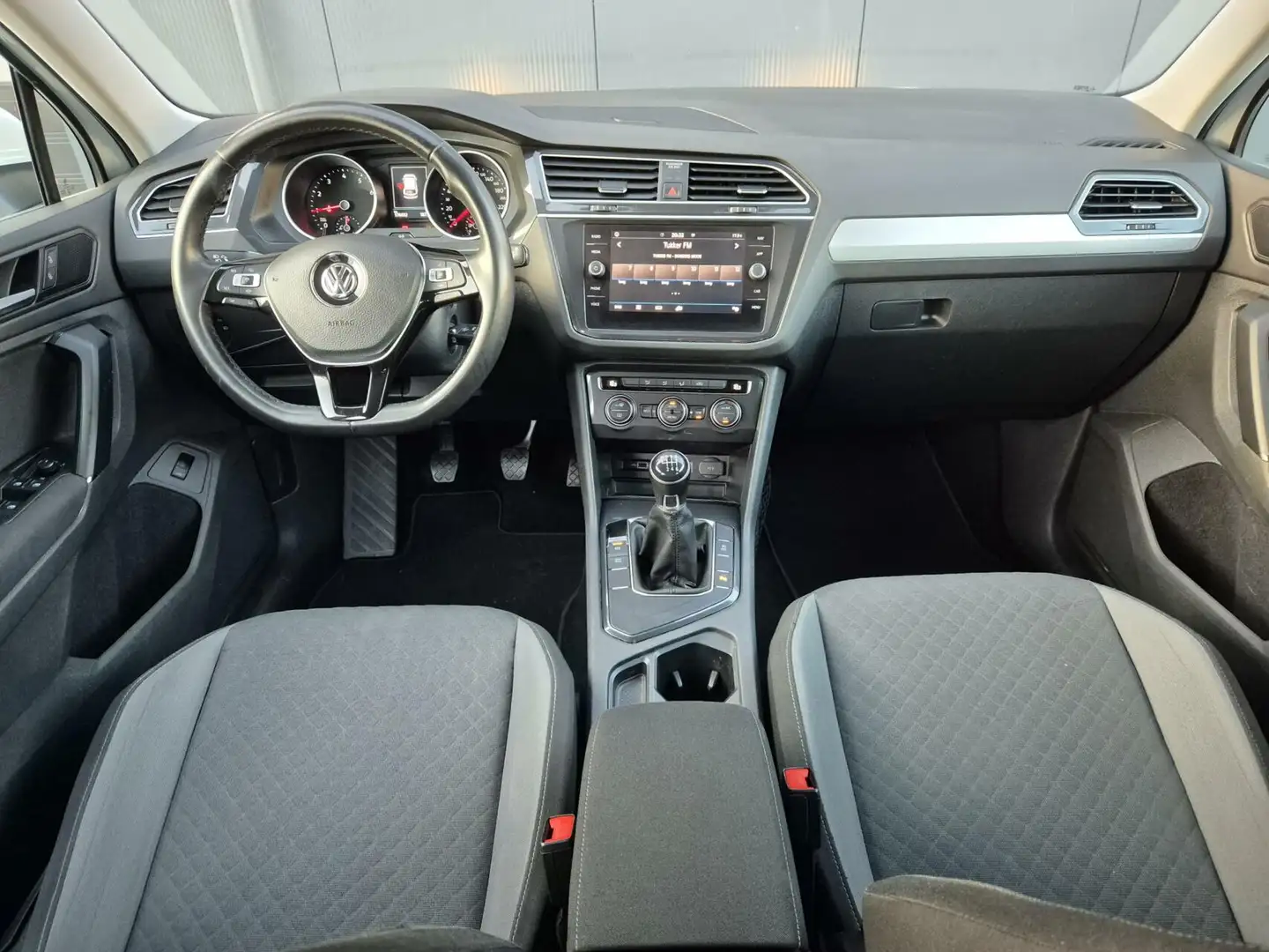 Volkswagen Tiguan 1.5 TSI ACT Comfortline Business Bianco - 2