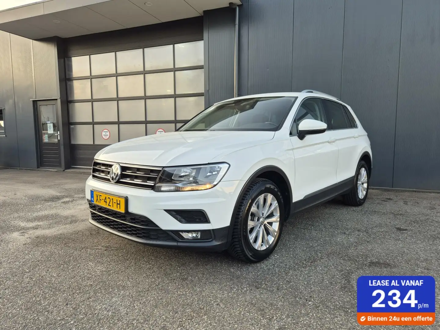 Volkswagen Tiguan 1.5 TSI ACT Comfortline Business Bianco - 1