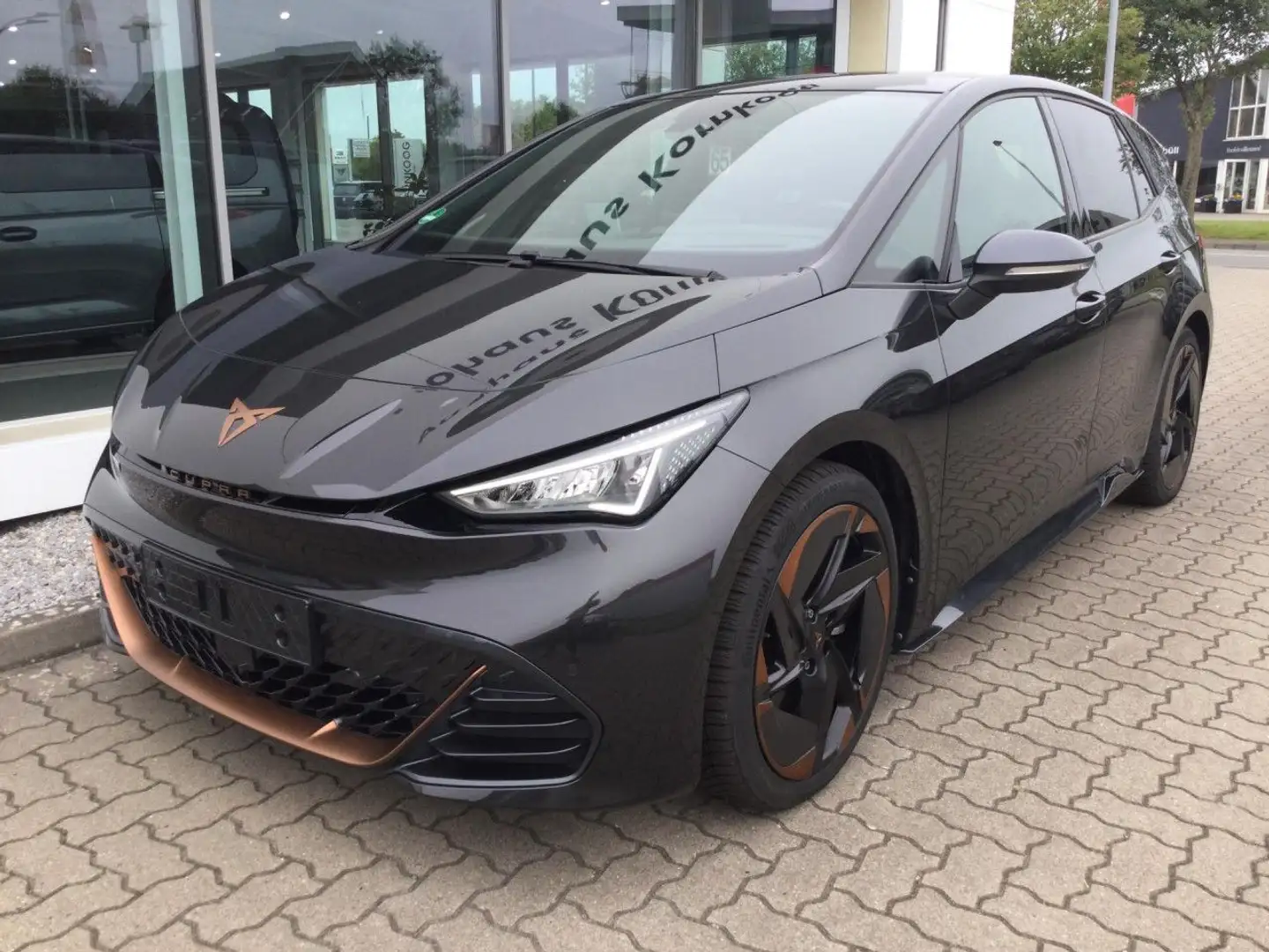 CUPRA Born 58 kWh LED NAVI APP Wärme HUD Bluetooth Grau - 2