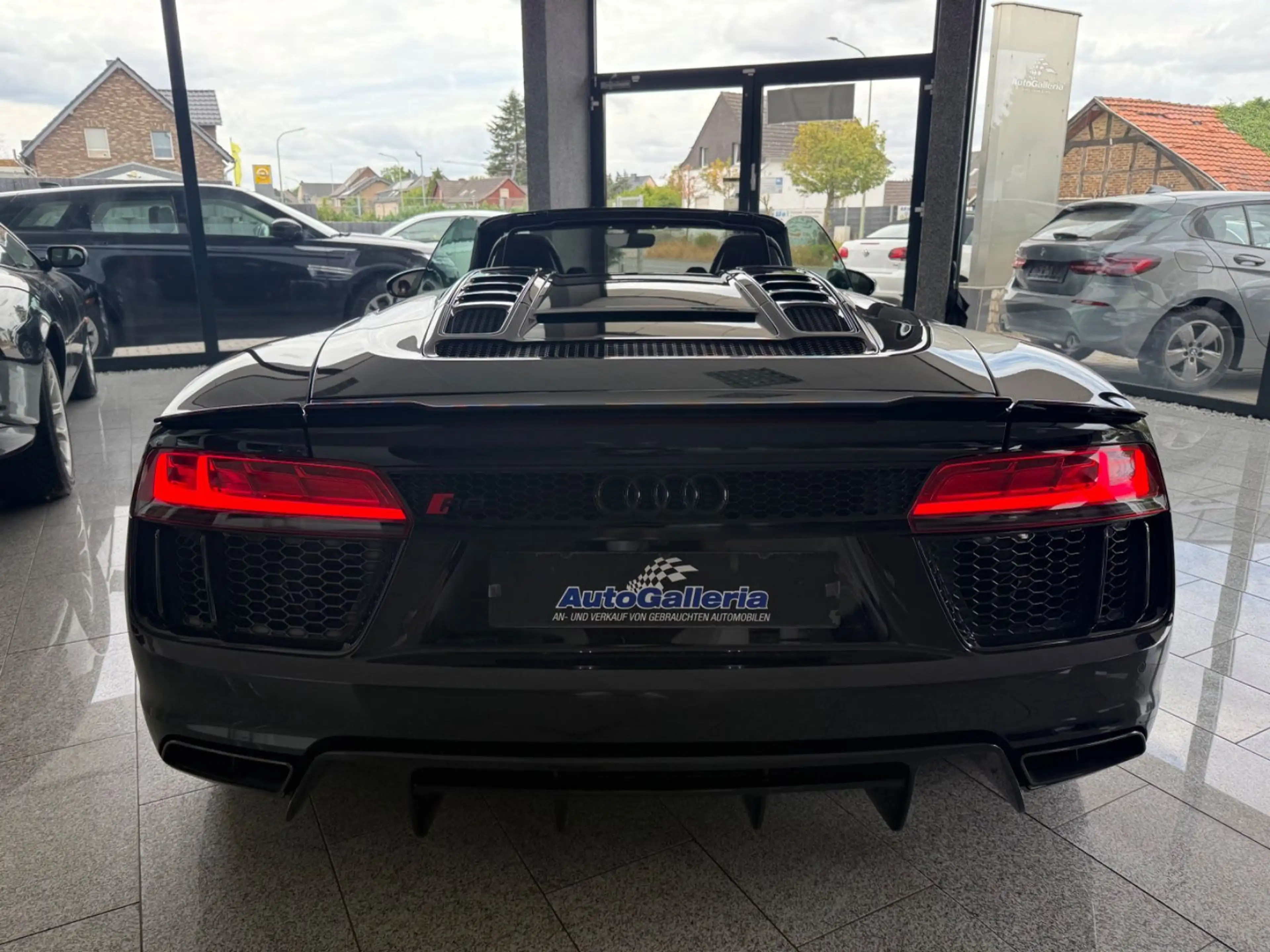 Audi R8 Spyder 5.2 FSI quattro No OPF B&O Kamera SHZ — photo 9