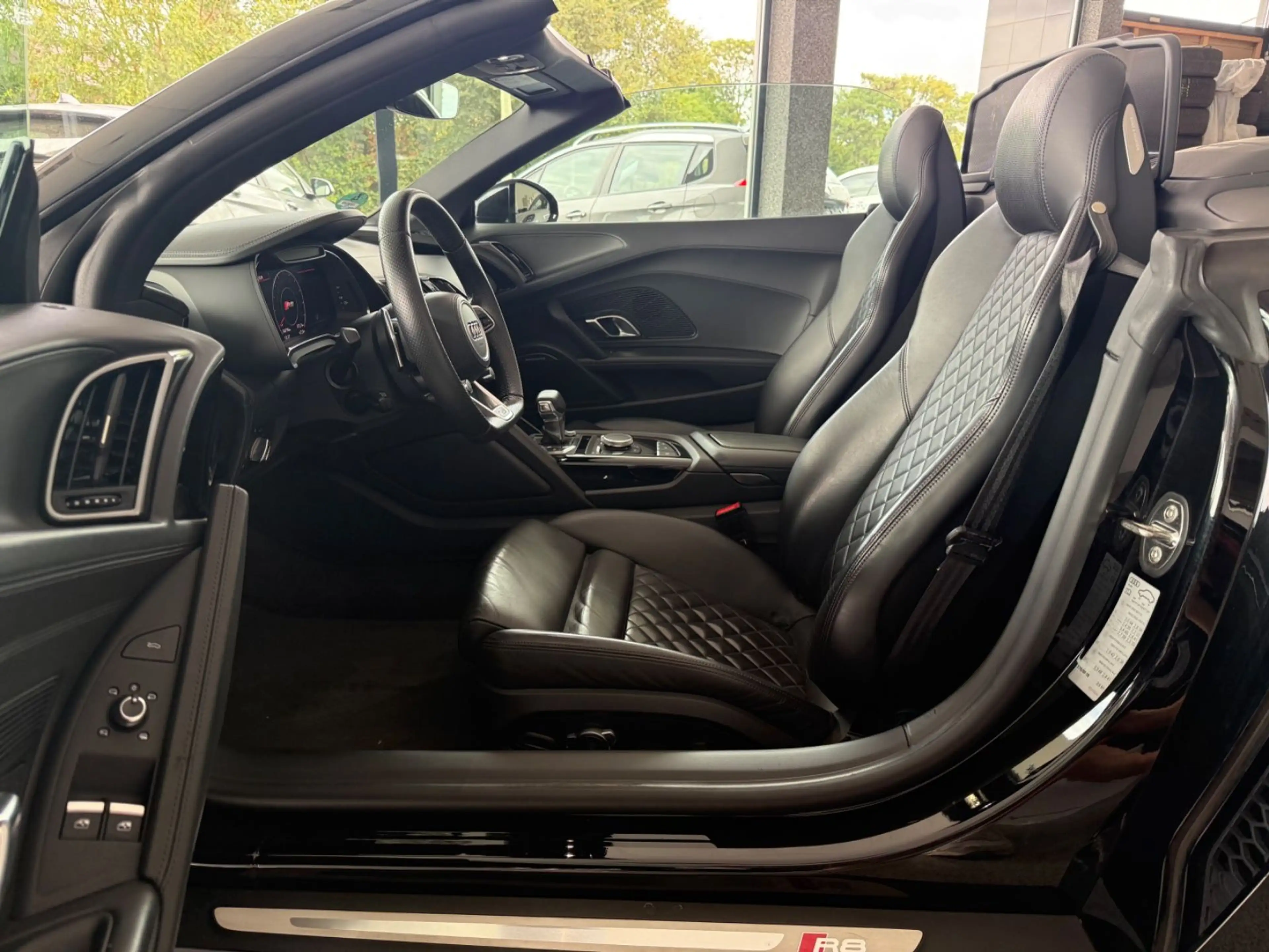 Audi R8 Spyder 5.2 FSI quattro No OPF B&O Kamera SHZ — photo 4
