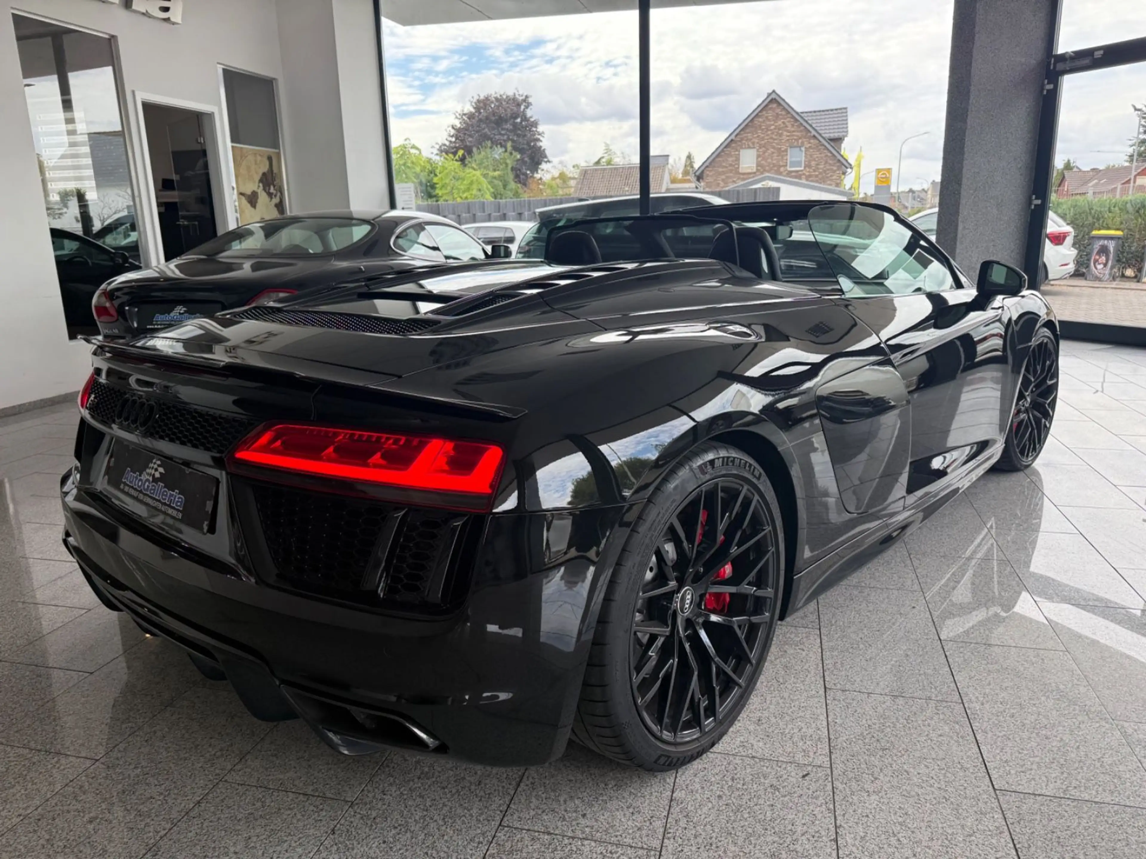 Audi R8 Spyder 5.2 FSI quattro No OPF B&O Kamera SHZ — photo 8