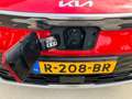 Kia e-Niro EV DynamicLine 64.8 kWh Cat waarde : €43645,- | Su Rood - thumbnail 11