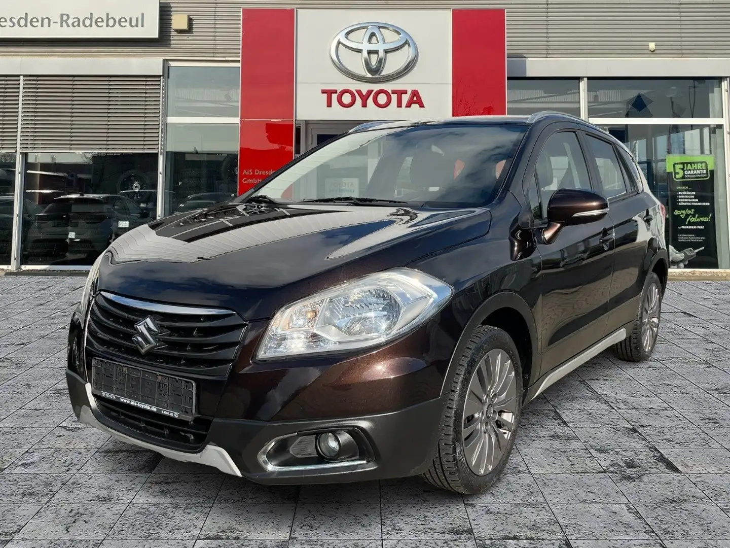 Suzuki SX4 S-Cross 1.6 Comfort SHZ*2xKlima*KeyLess Braun - 2