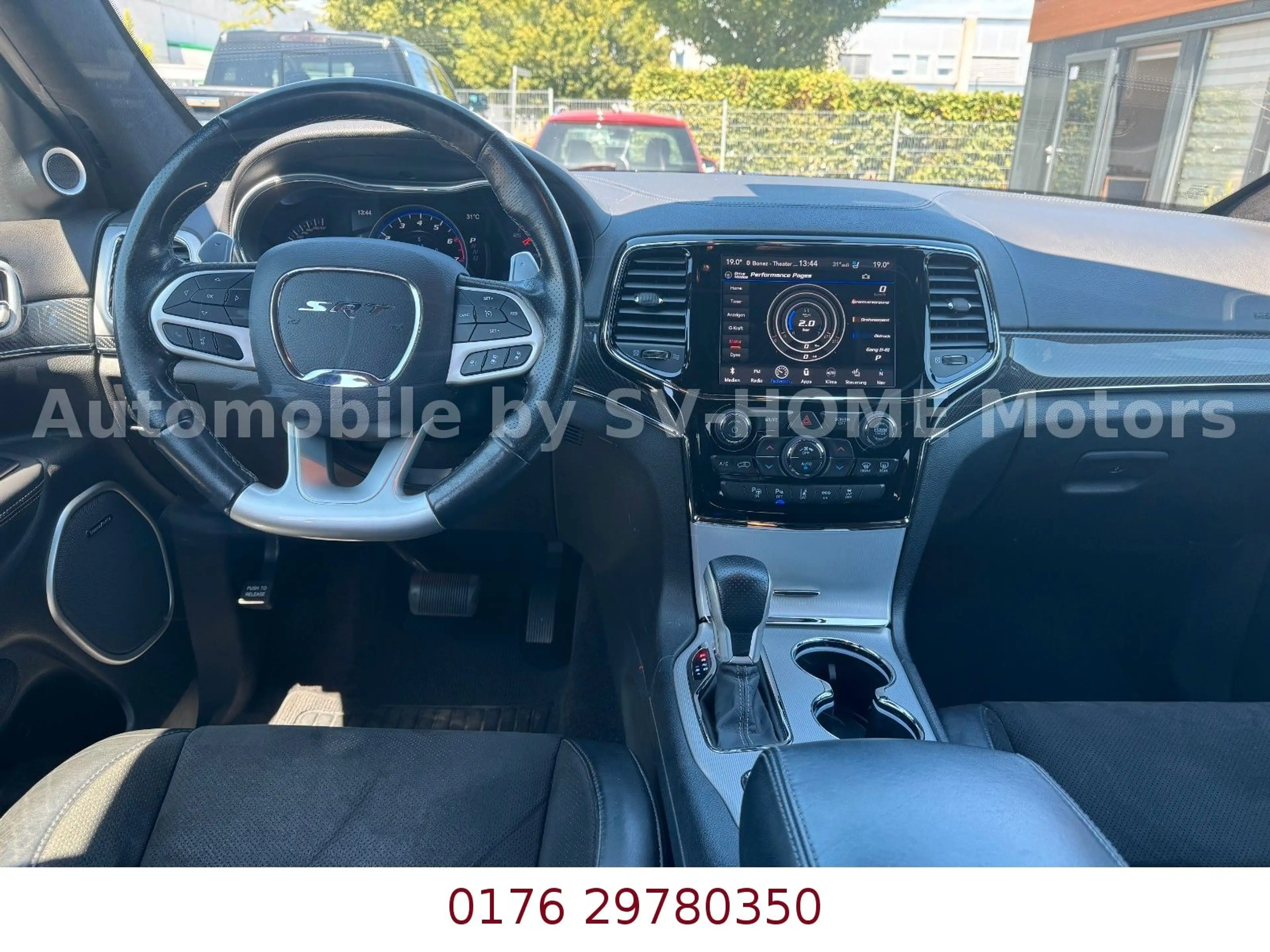 Jeep Grand Cherokee 6.4 V8 HEMI SRT — photo 14