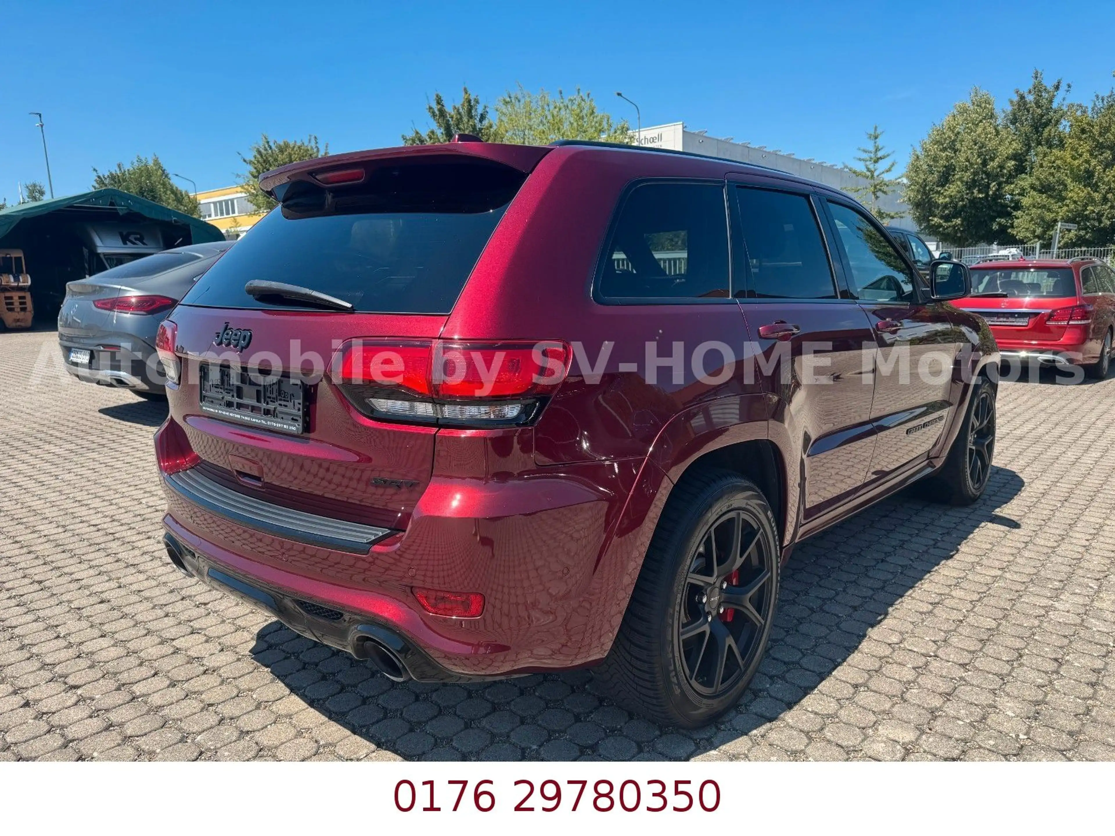 Jeep Grand Cherokee 6.4 V8 HEMI SRT — photo 5