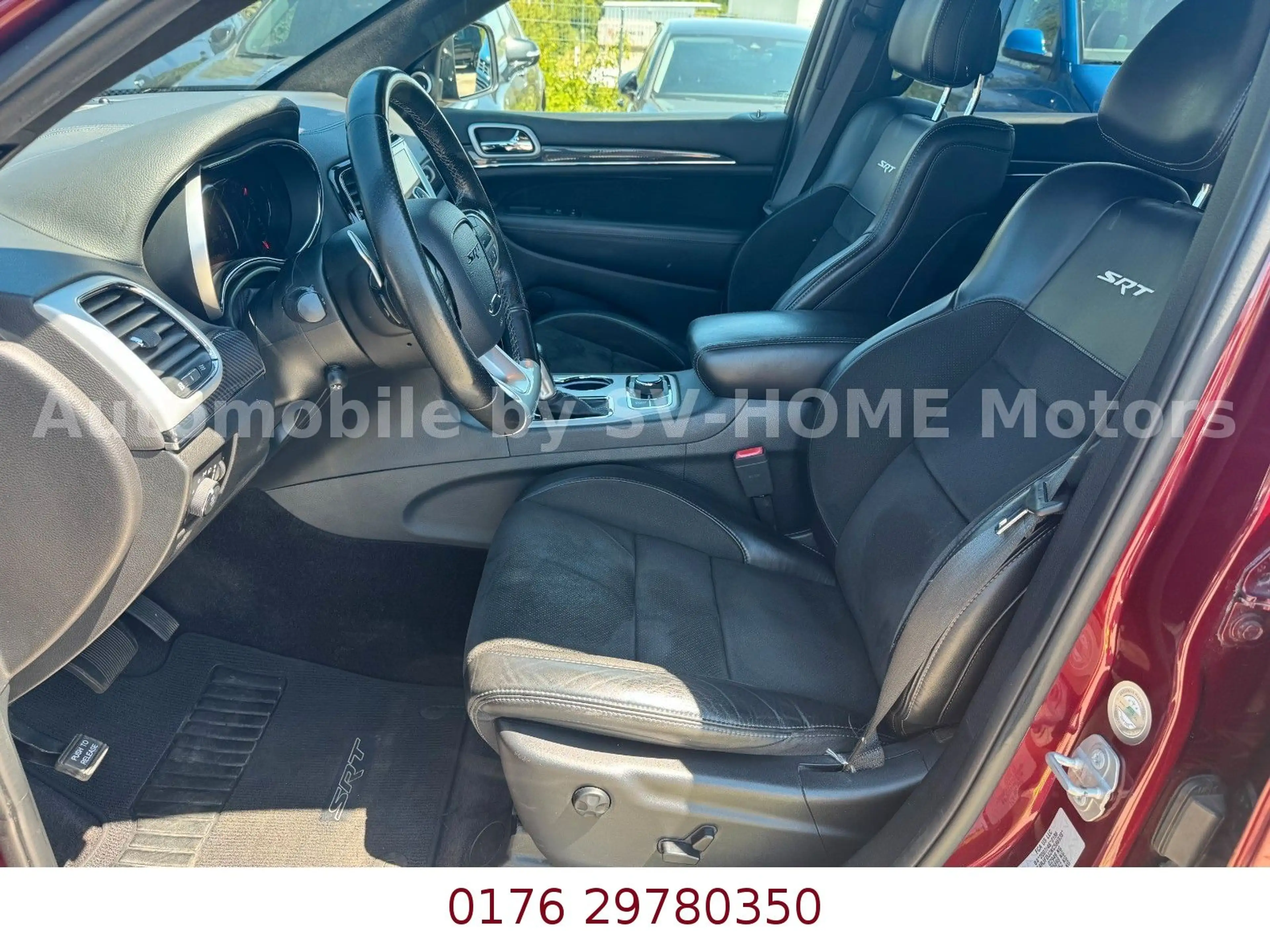 Jeep Grand Cherokee 6.4 V8 HEMI SRT — photo 11