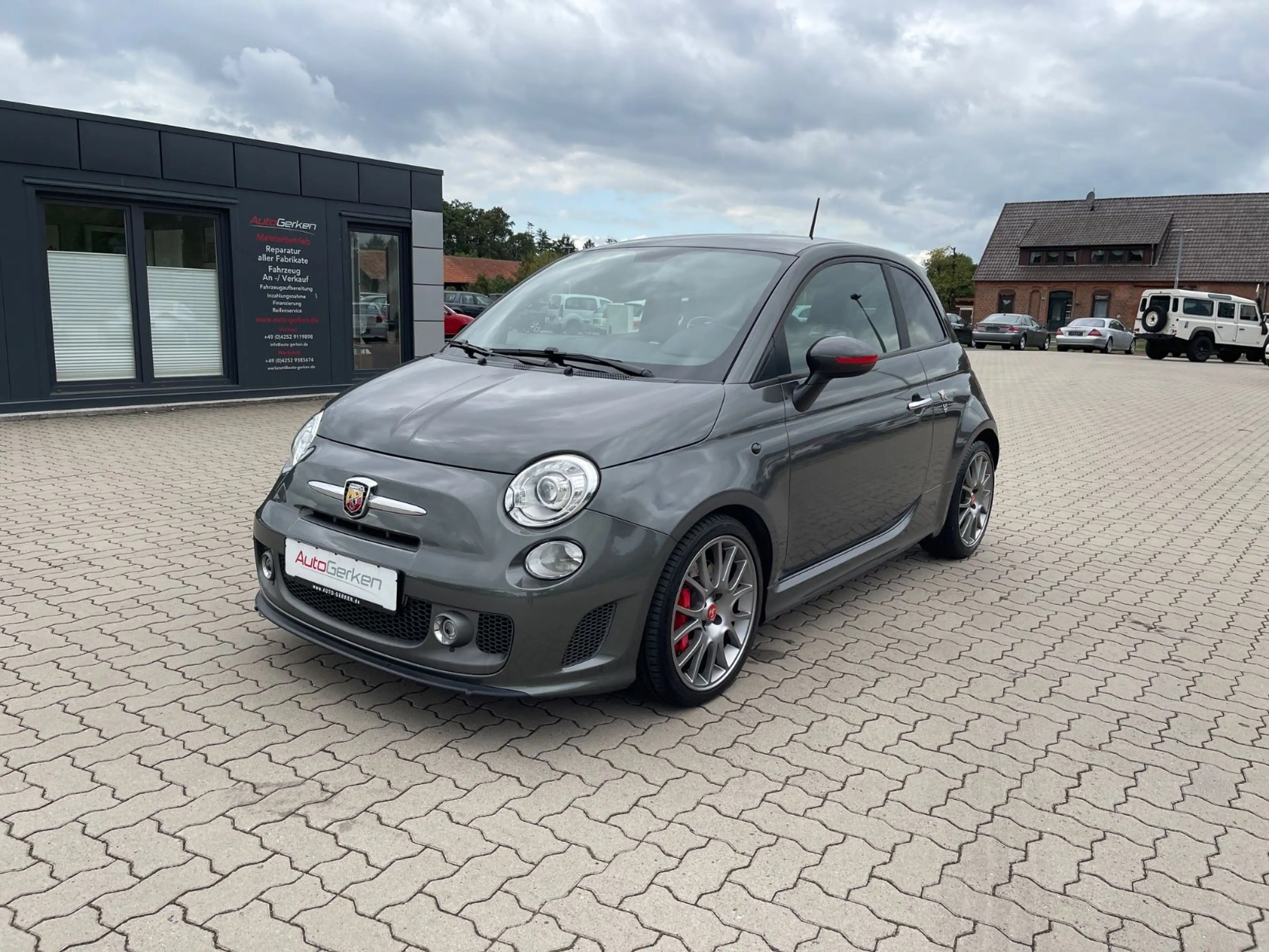 Abarth 595 Turismo 595 1.4 Turbo Turismo Akrapovic 2HD Interscope