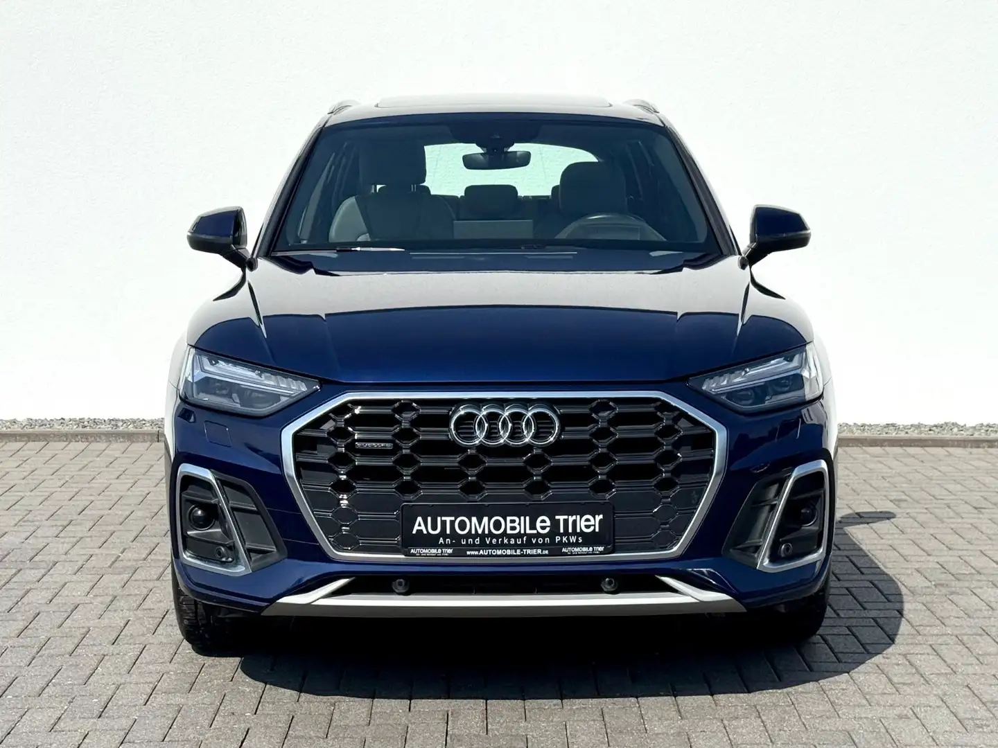 Audi Q5 45 TFSI quattro S line Sport Plus Paket Blau - 2