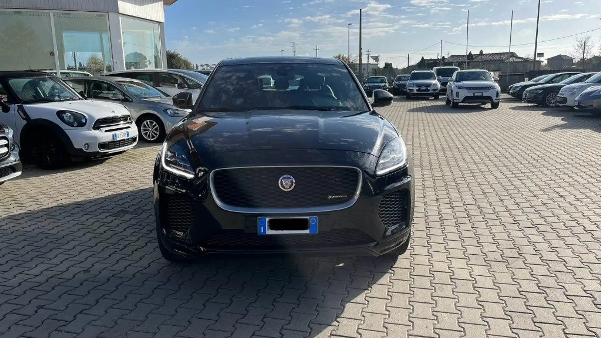 Jaguar E-Pace 2.0D 150 CV AWD aut. R-Dynamic Noir - 1