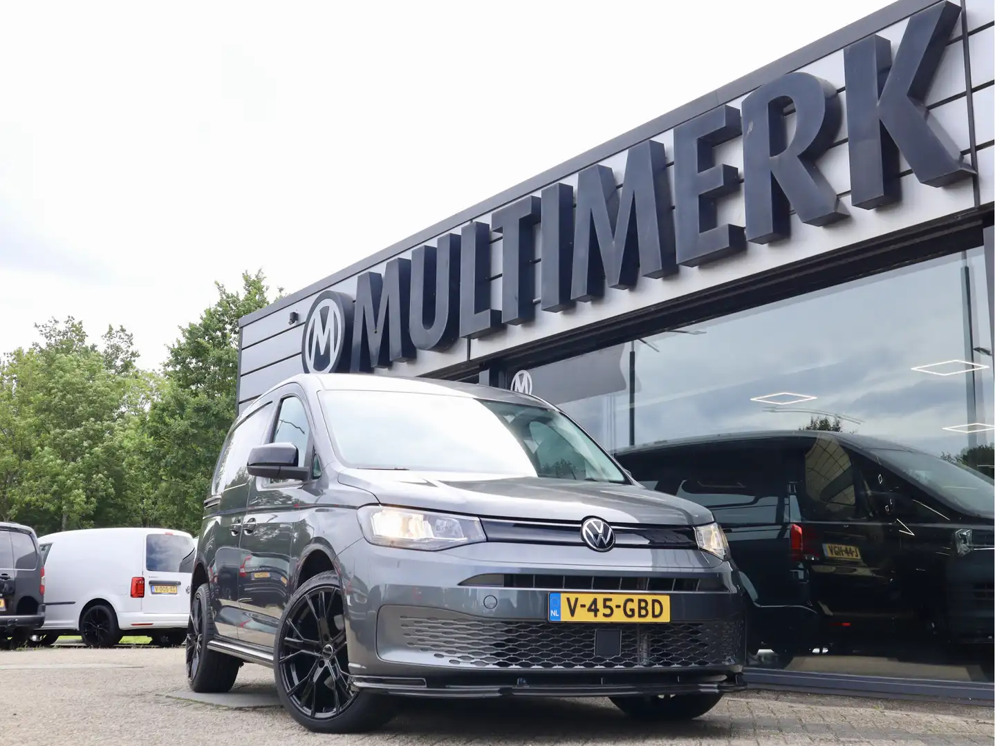 Volkswagen Caddy Cargo 2.0 TDI DSG LEDER LICHTMETALEN VELGEN Grijs - 1