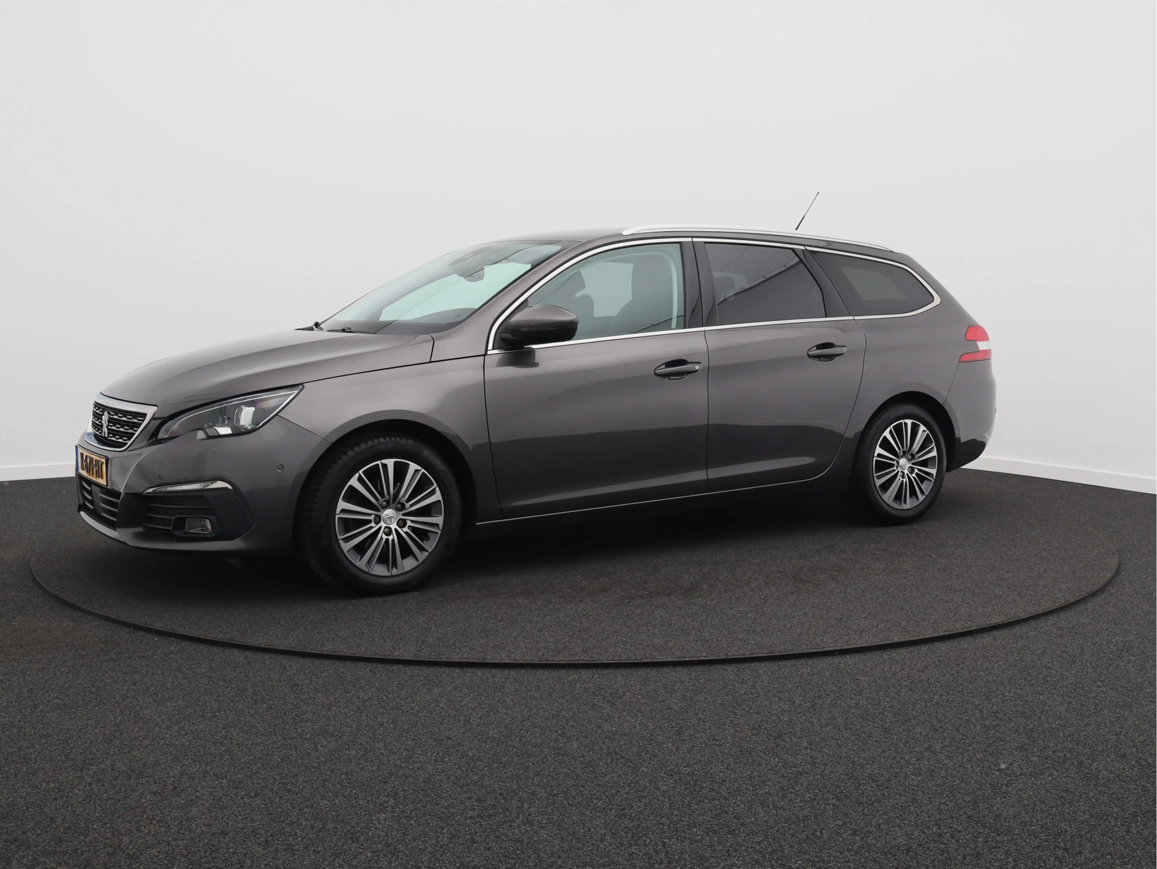 Peugeot 308 SW 1.2 PureTech Blue Lease Allure/ trekhaak/ compl — photo 9
