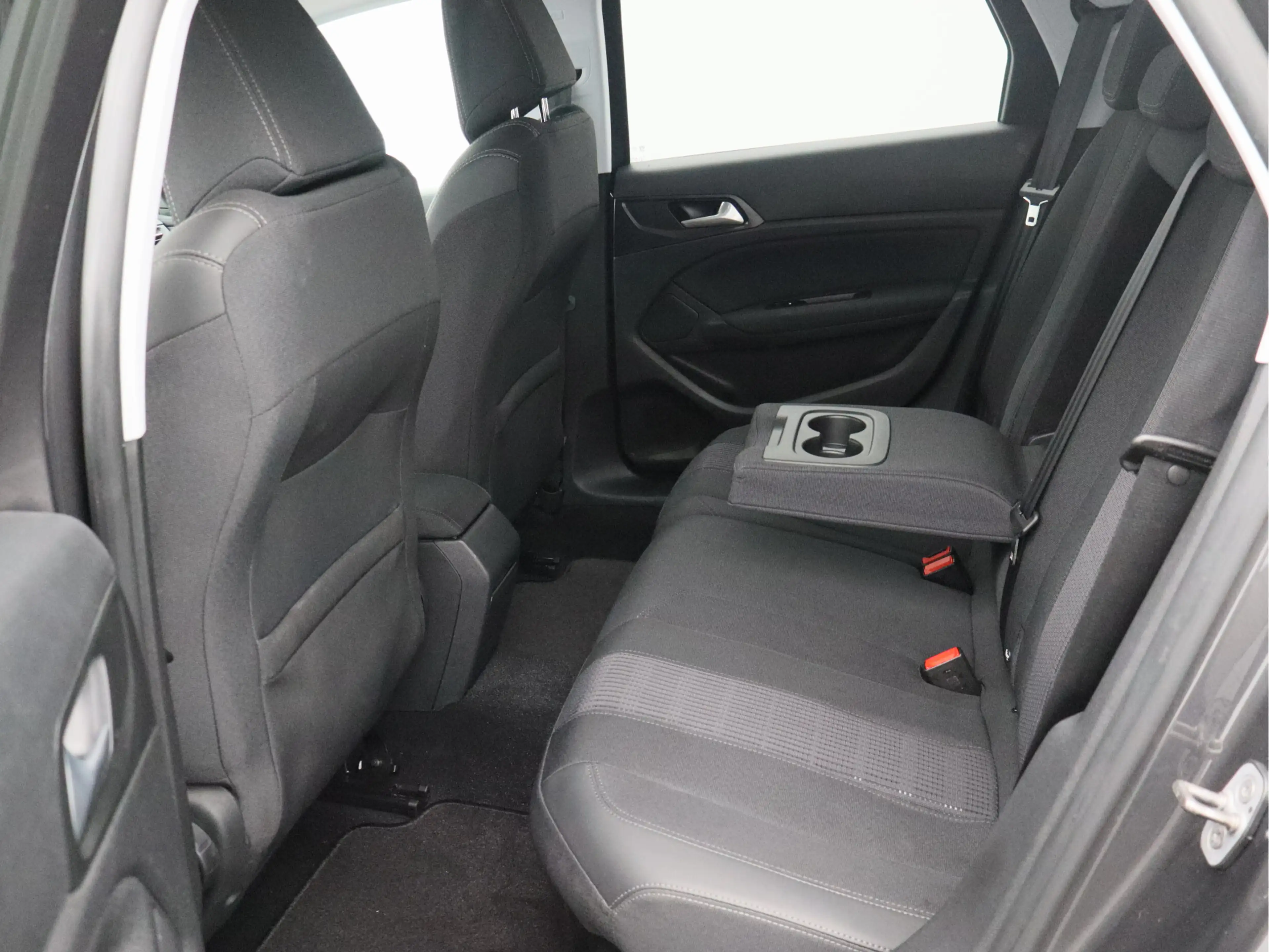 Peugeot 308 SW 1.2 PureTech Blue Lease Allure/ trekhaak/ compl — photo 12