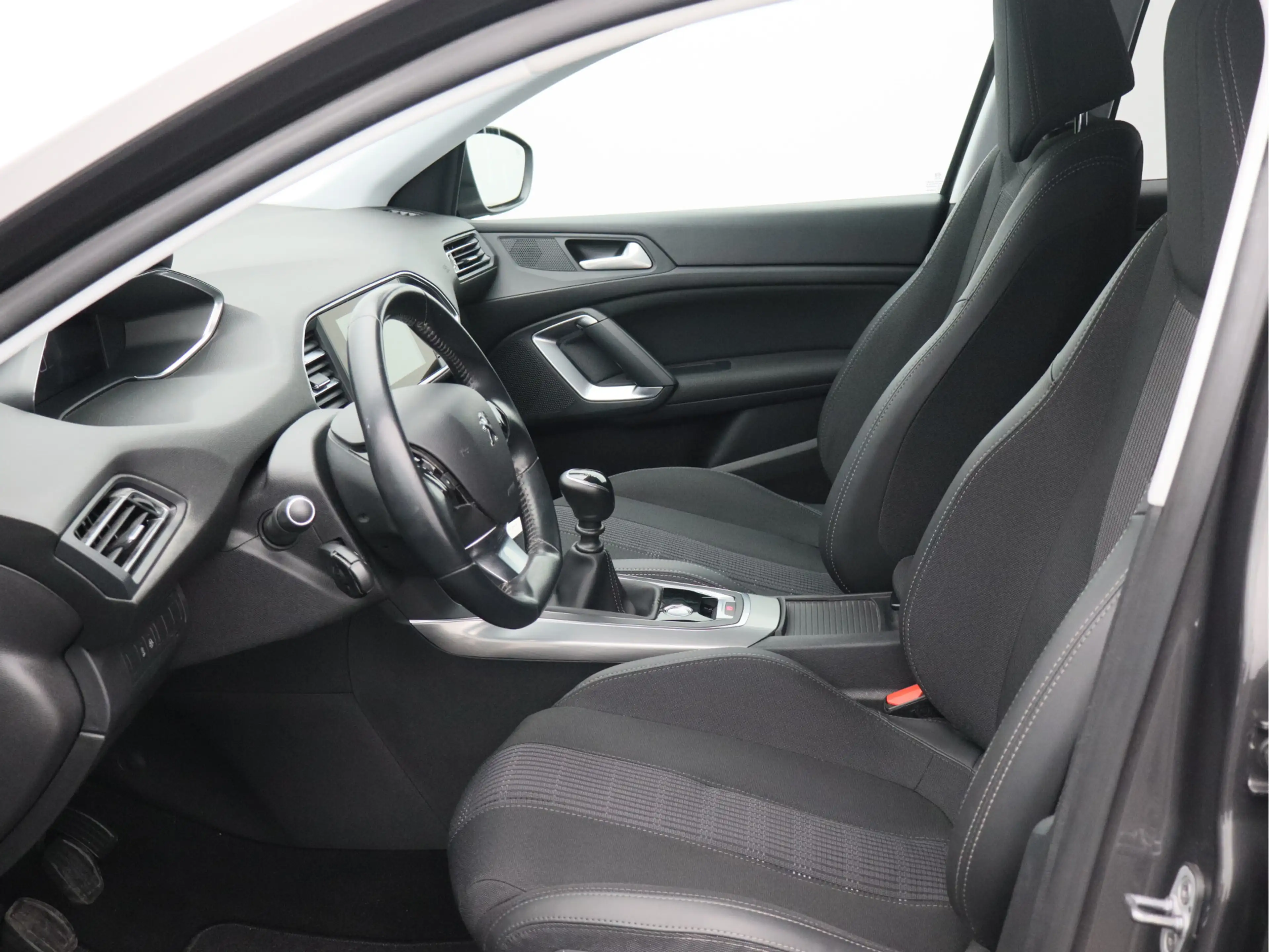 Peugeot 308 SW 1.2 PureTech Blue Lease Allure/ trekhaak/ compl — photo 5