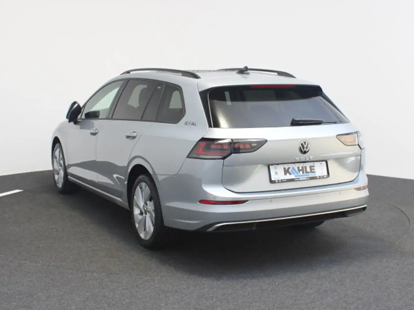 Volkswagen Golf Variant Goal CarPlay Matrix Pano ACC AHK Silber - 2