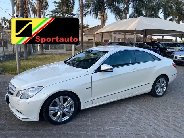 Mercedes-Benz E 220 CDI Coupé BlueEFFICIENCY Avantgarde