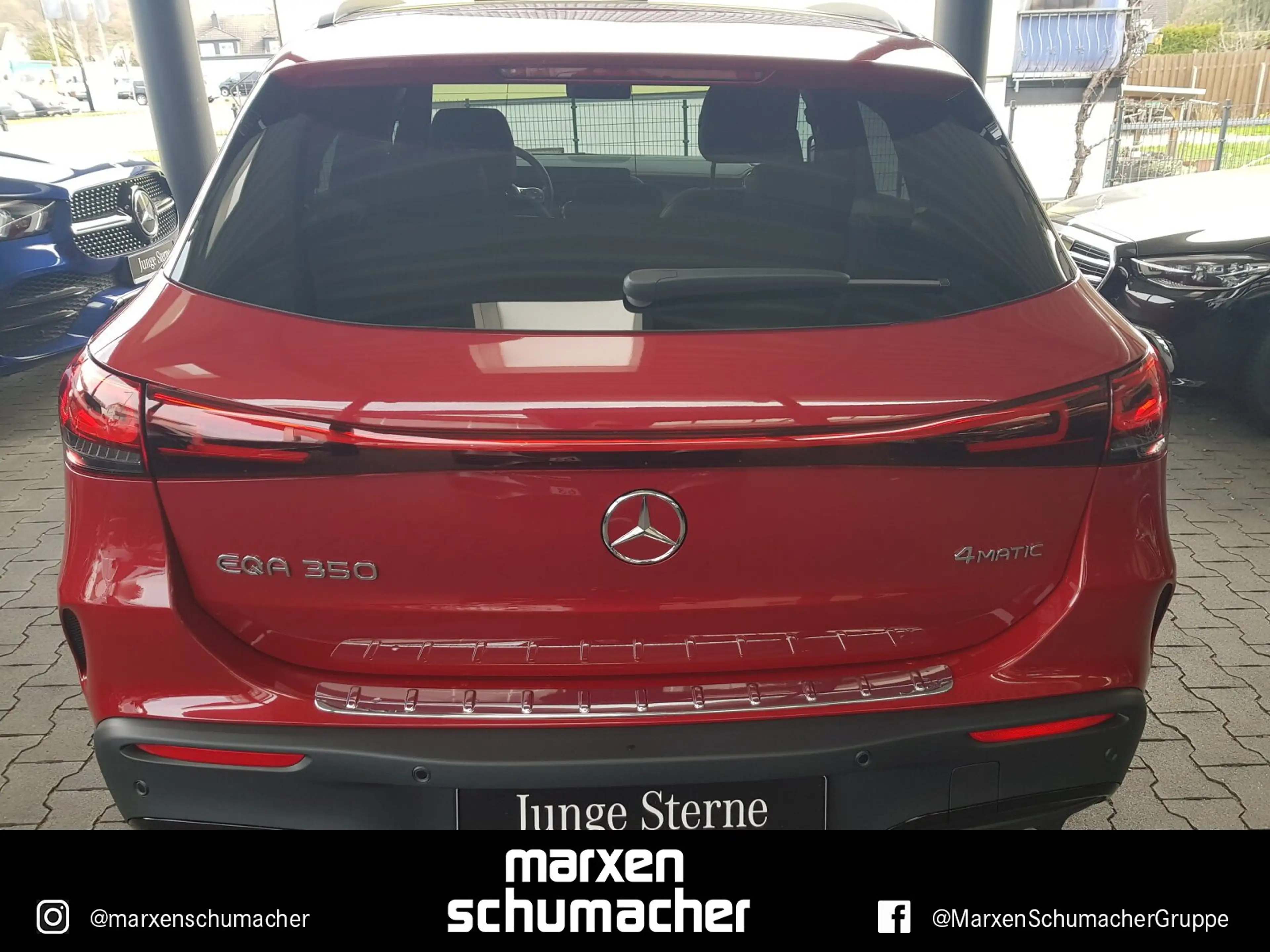 Mercedes-Benz EQA 350 EQA 350 4M AMG Line Pano+MBUX+360°+AHK+LED+Sound — photo 5