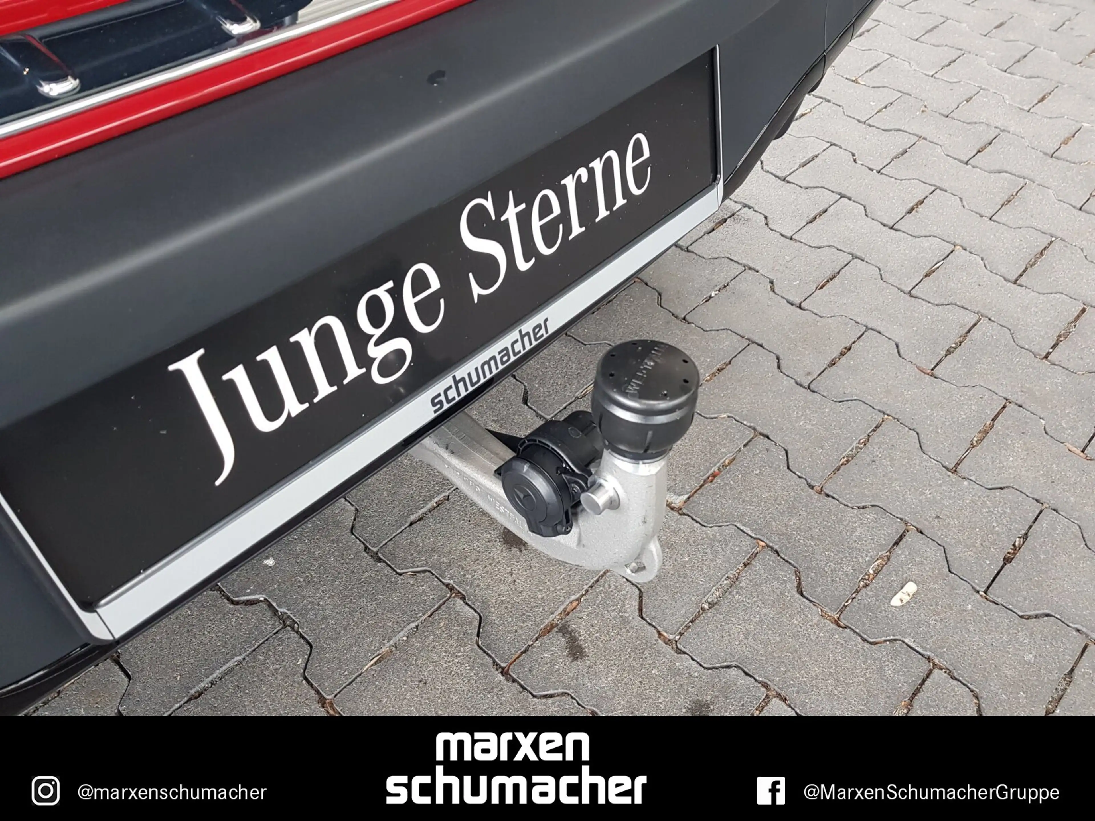 Mercedes-Benz EQA 350 EQA 350 4M AMG Line Pano+MBUX+360°+AHK+LED+Sound — photo 12