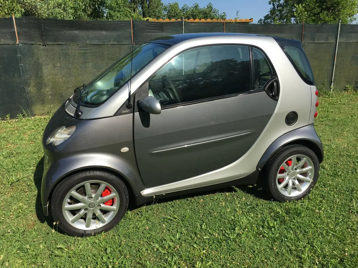 smart forTwo Fortwo  0.7 Passion 61cv euro 4 motore revisionato Gris - 1