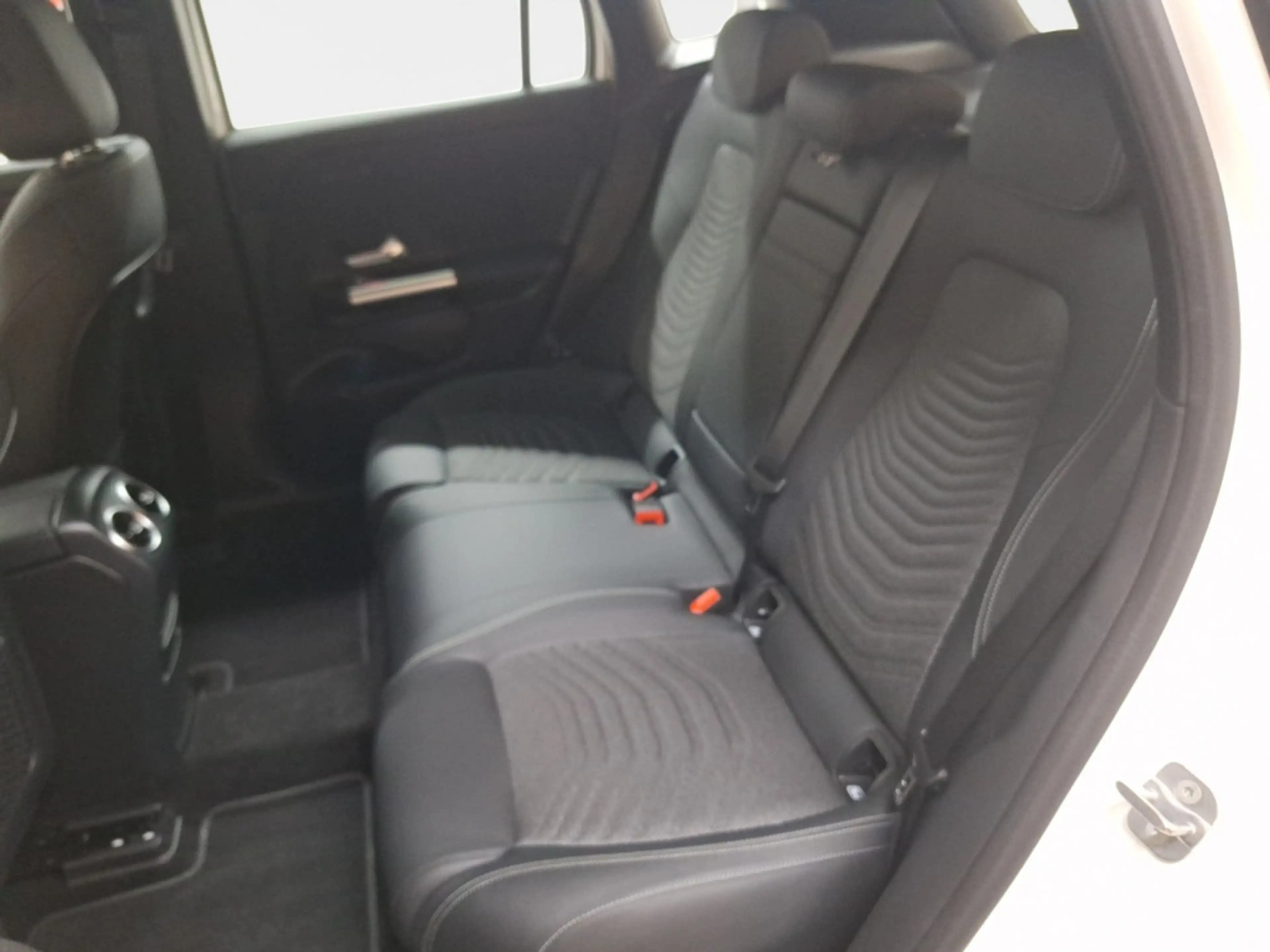 Mercedes-Benz EQA 350 4M AUT Kam. KeyLess KlimaA LED LM Navi — photo 15