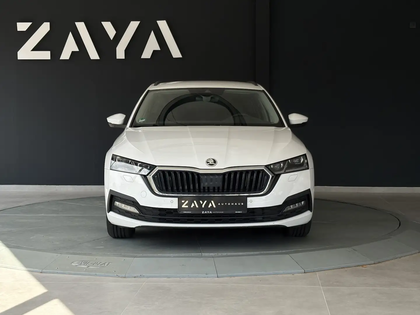 Skoda Octavia 2.0 TDI Ambition*VIRTUAL*DSG*NAVI* Blanc - 2