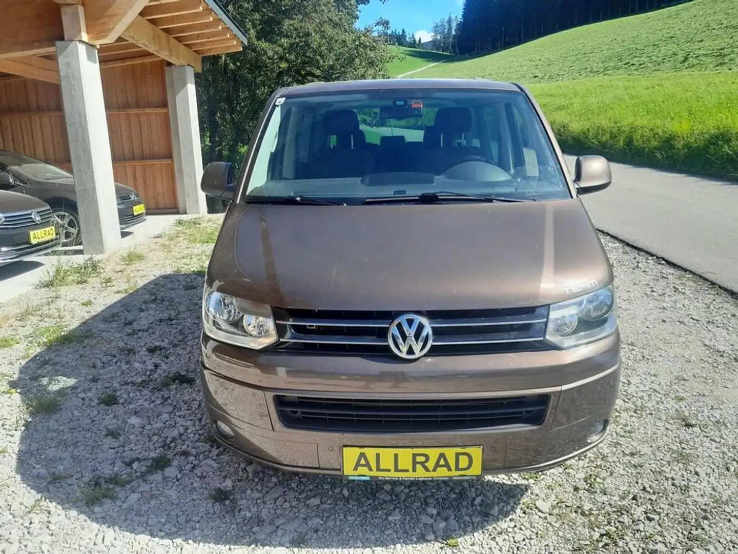 Volkswagen T5 Multivan Team 4Motion Braun - 2