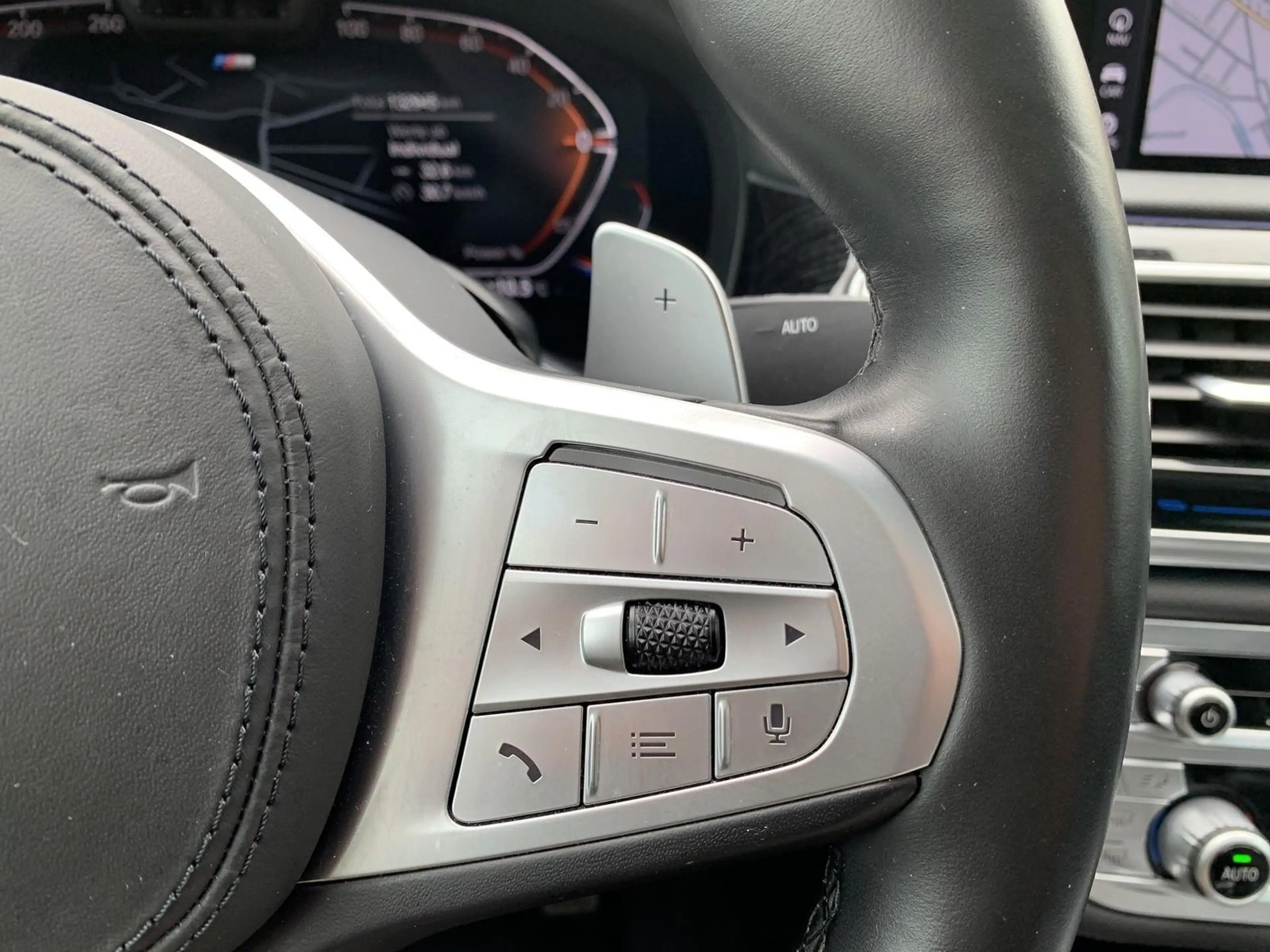 BMW 740 d xDrive M Sport Limousine Standhzg+TV+HK+GSD — photo 21