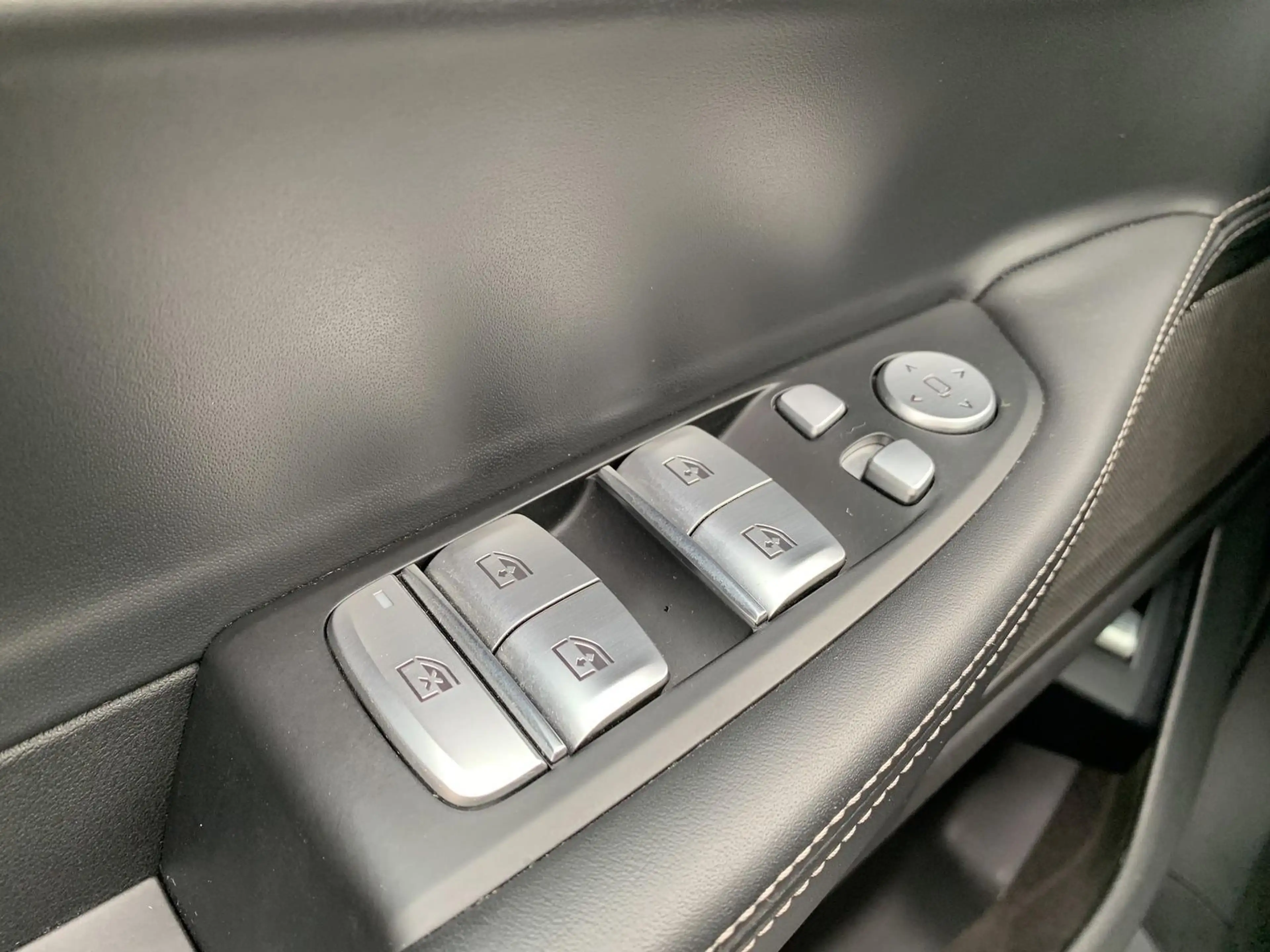 BMW 740 d xDrive M Sport Limousine Standhzg+TV+HK+GSD — photo 31