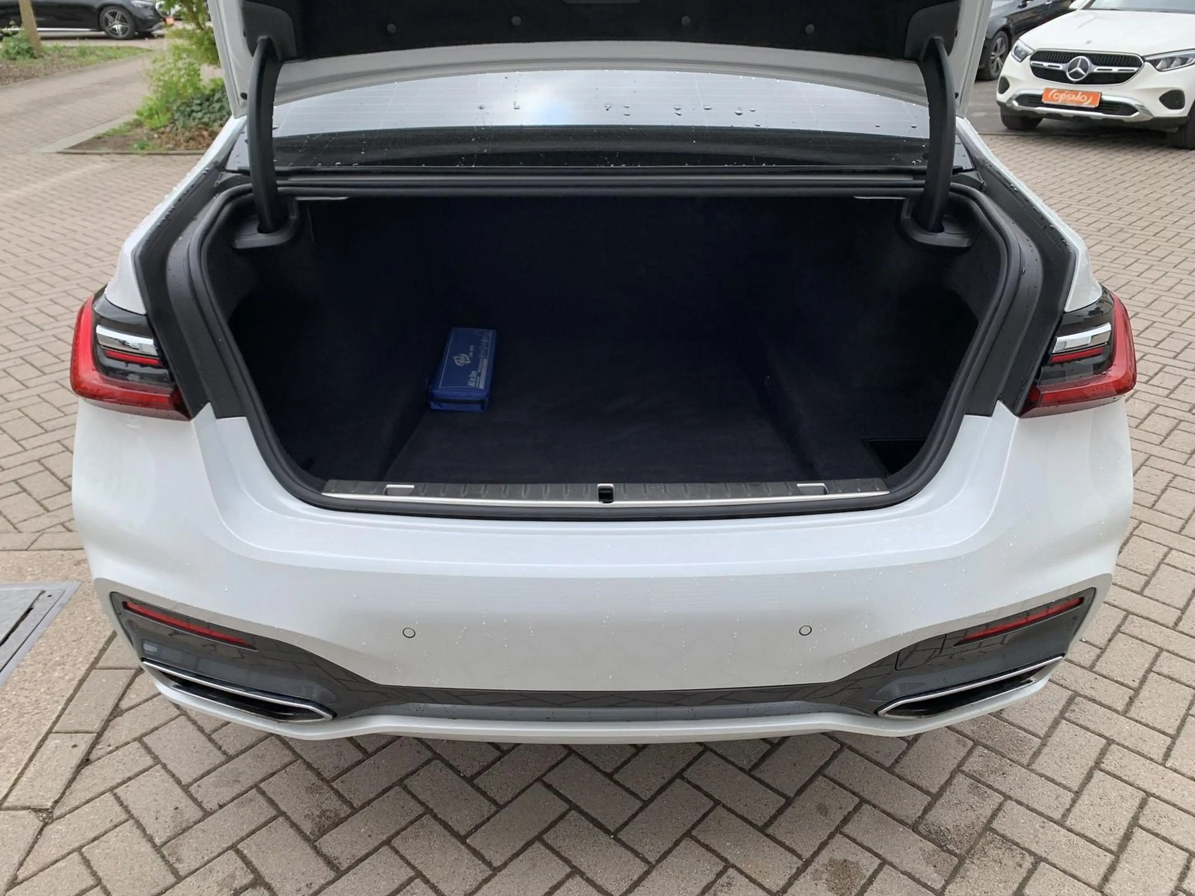 BMW 740 d xDrive M Sport Limousine Standhzg+TV+HK+GSD — photo 6