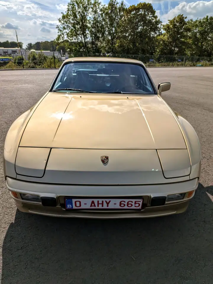 Porsche 944 Phase 1, foto 2