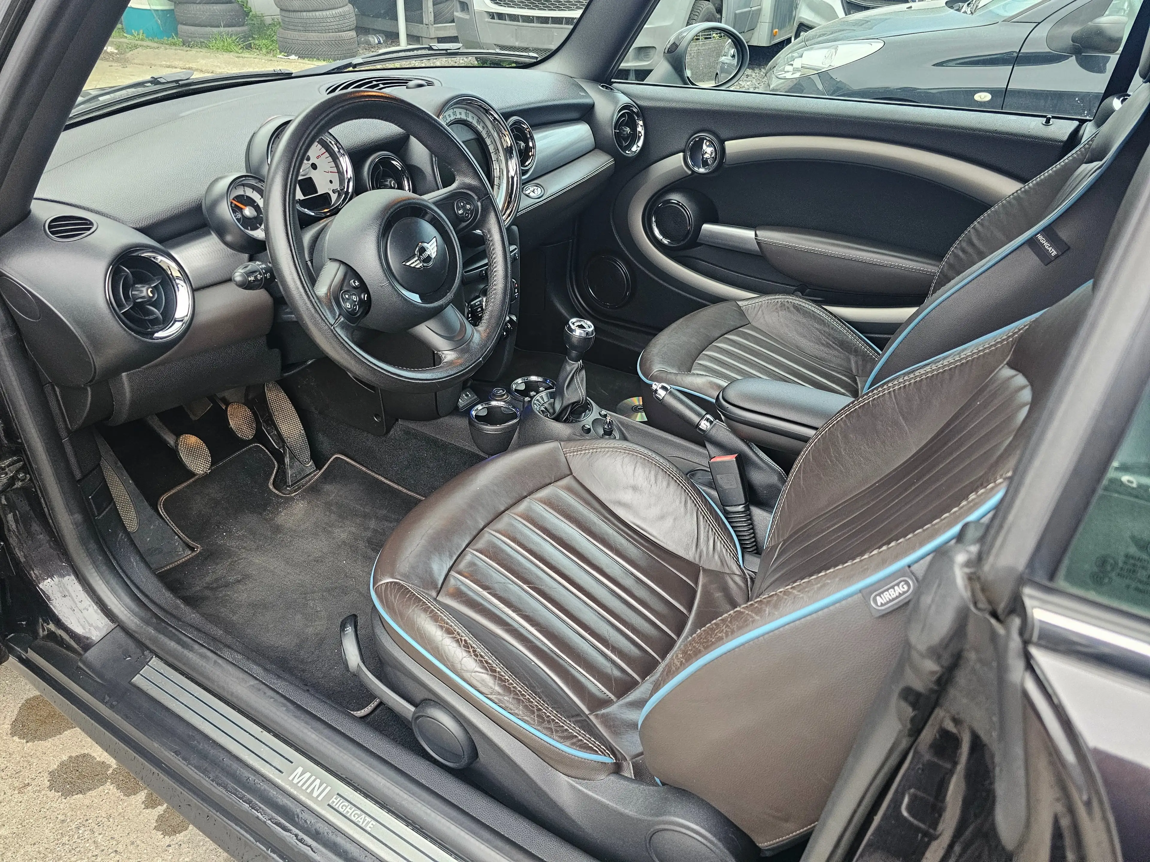 MINI Cooper D Cabrio Cabriolet 1.6 DPF — photo 14