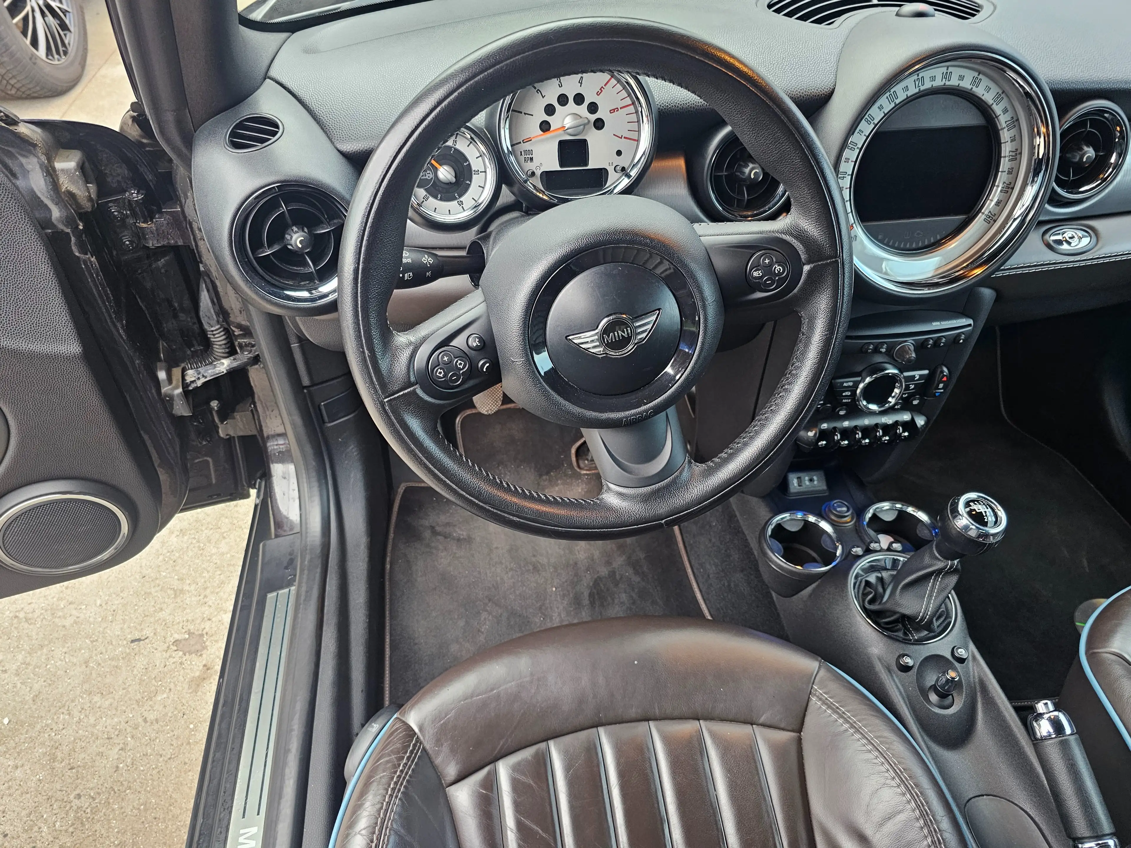 MINI Cooper D Cabrio Cabriolet 1.6 DPF — photo 13