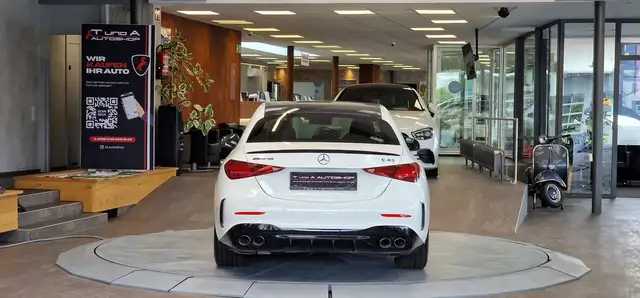 Mercedes-Benz C-Class view 8