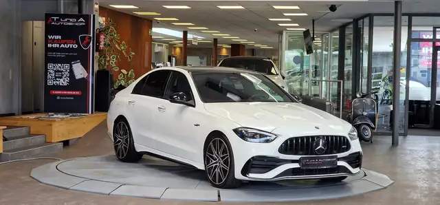 Mercedes-Benz C-Class view 3