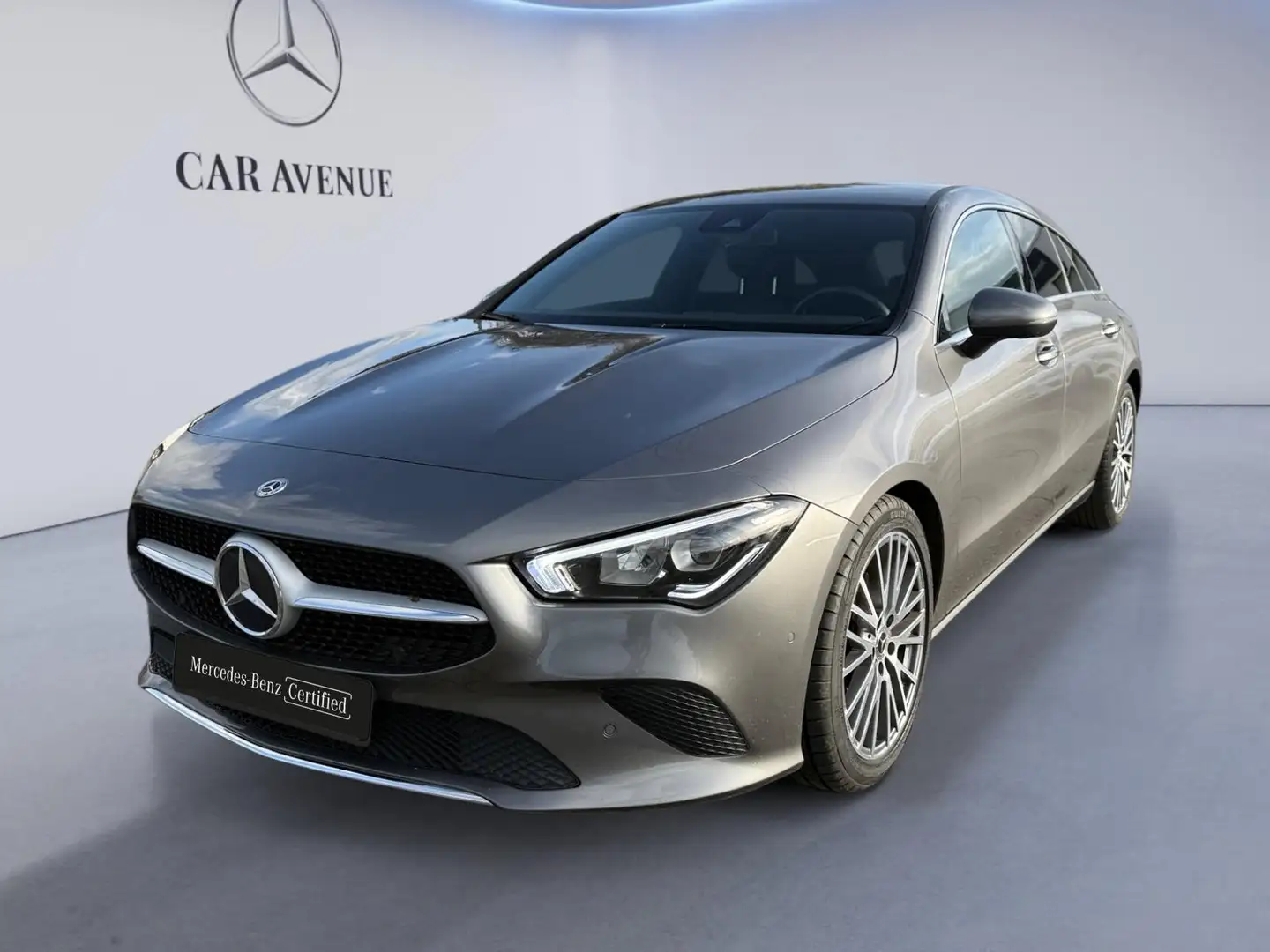 Mercedes-Benz CLA 180 Shooting Brake d Progressive Grijs - 1
